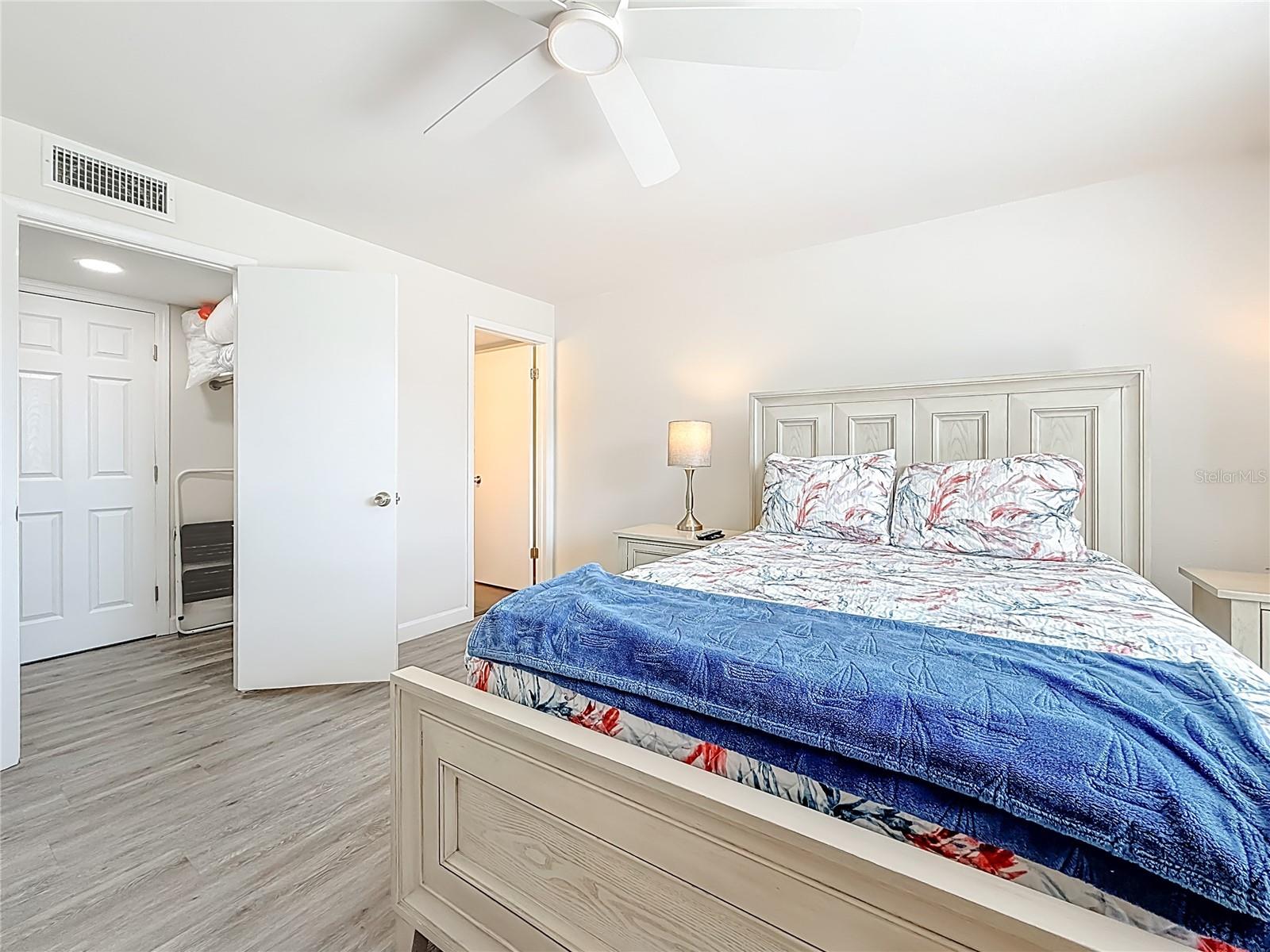 SEA CLUB OF INDIAN SHORES CONDO - Residential