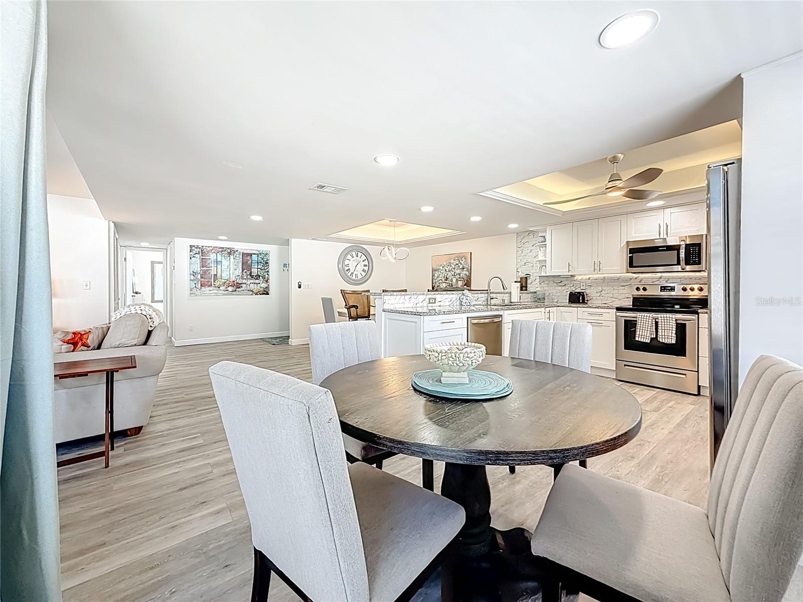 SEA CLUB OF INDIAN SHORES CONDO - Residential