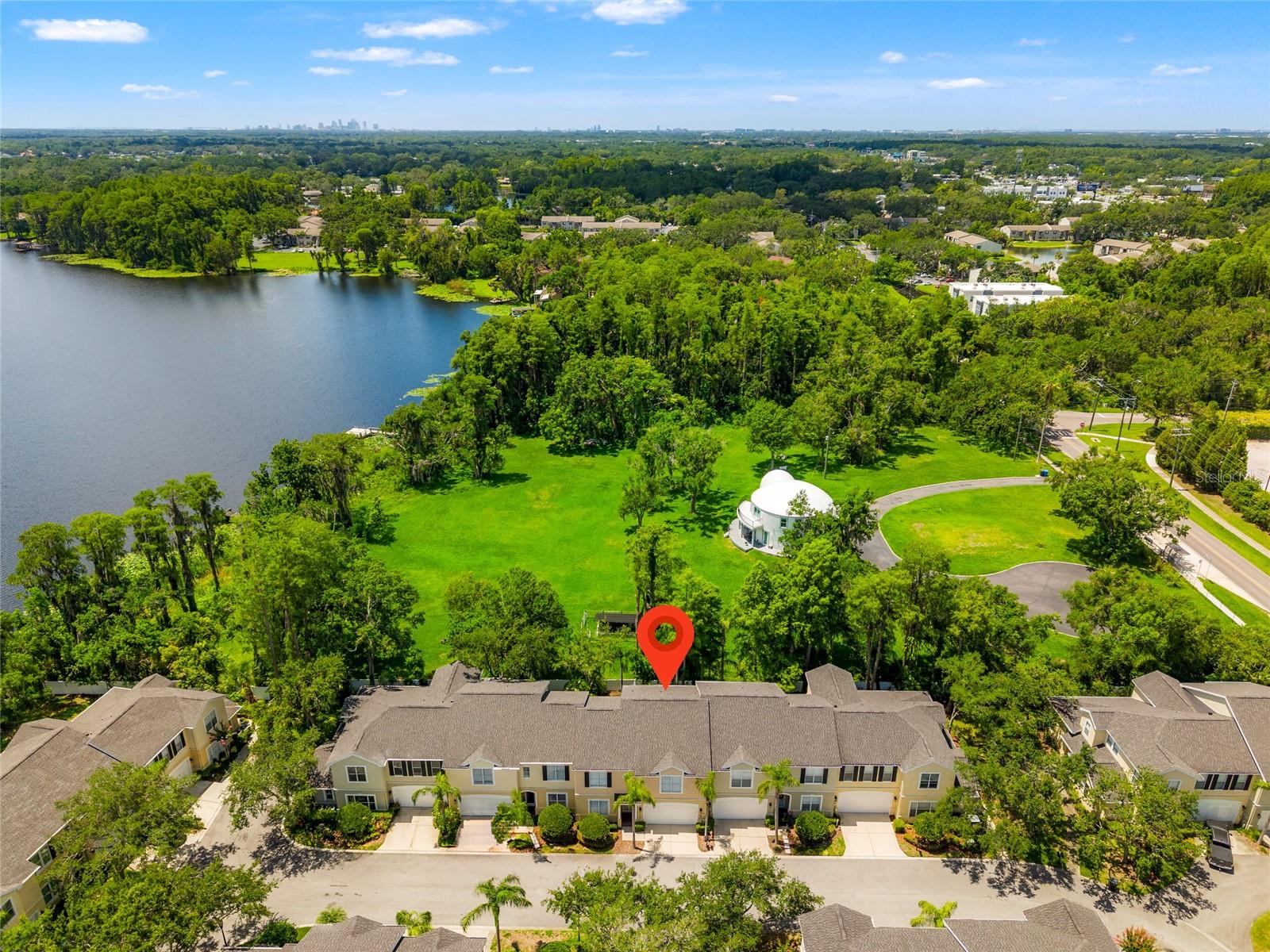 LAKESIDE TWNHMS - Residential