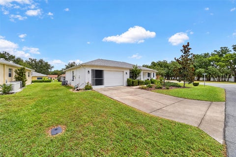 Tiny photo for 9681 SW 97th Place, Ocala, FL 34481 (MLS # OM734895)