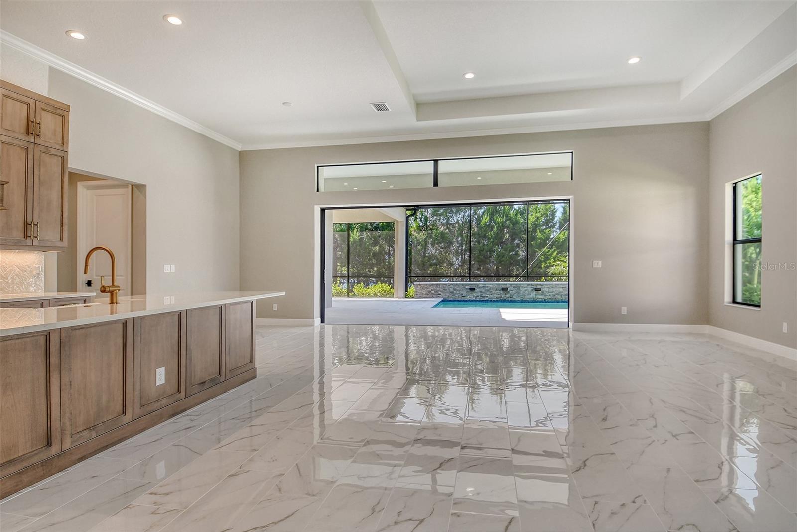ARIA PHASE III - Residential