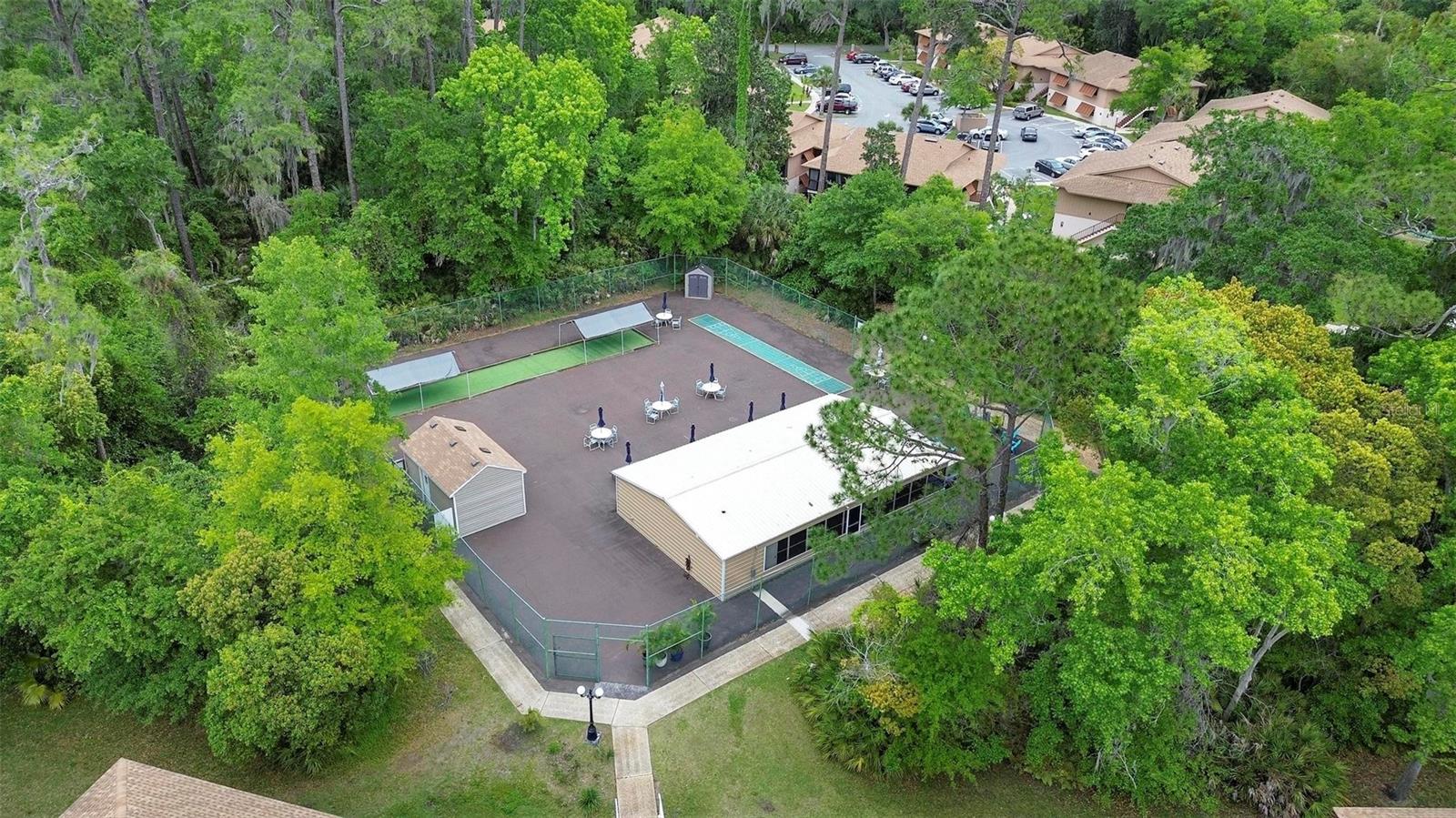 LAKESIDE CONDO APTS - Residential