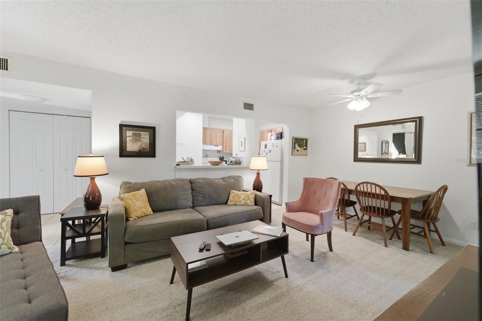 LAKESIDE CONDO APTS - Residential