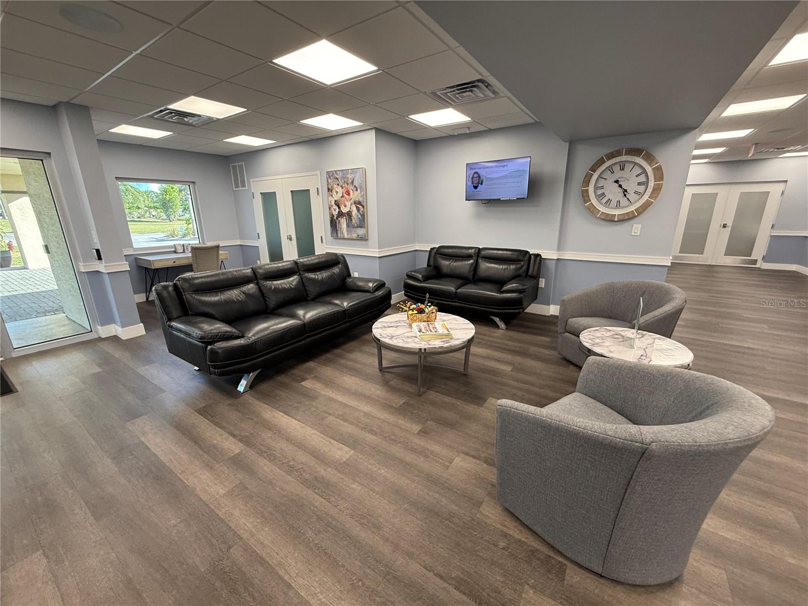 HOLIDAY PARK - Residential