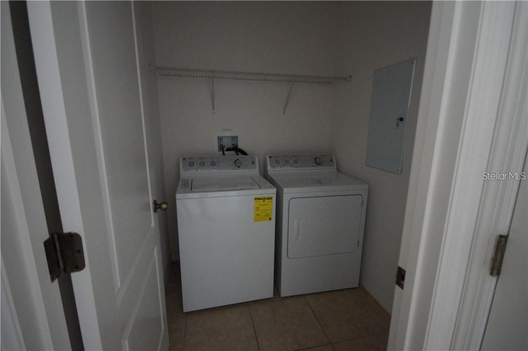LAKE BURDEN SOUTH PH 2 - Residential Lease