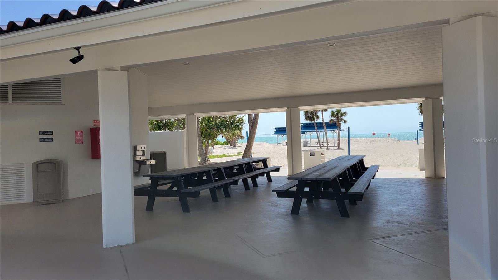 HARBOUR OAKS 2 - Residential Lease