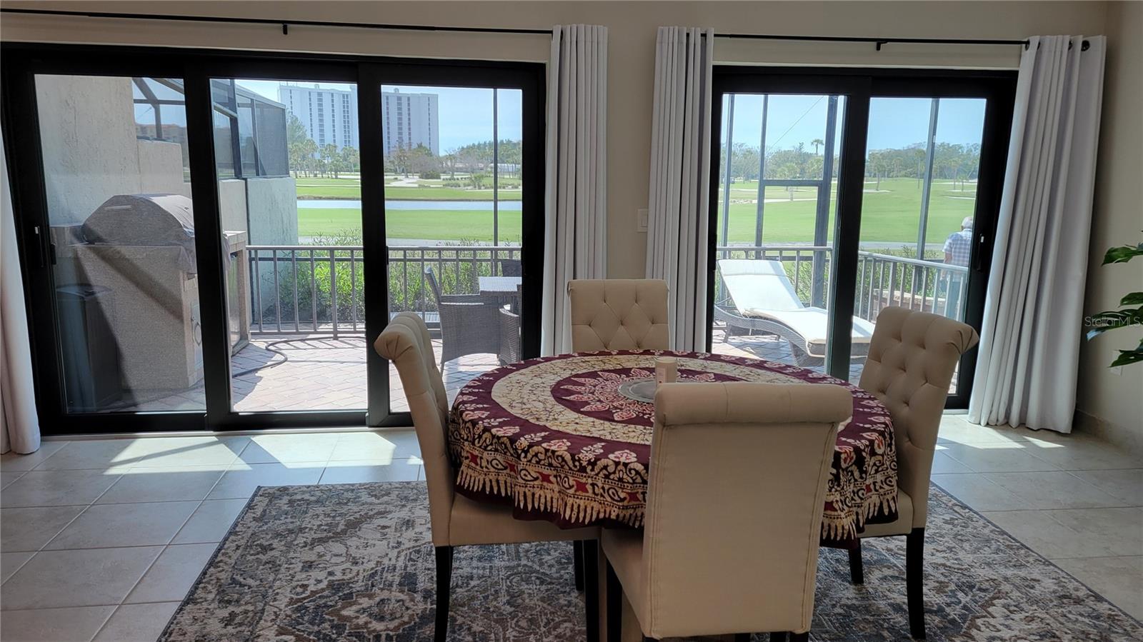 HARBOUR OAKS 2 - Residential Lease