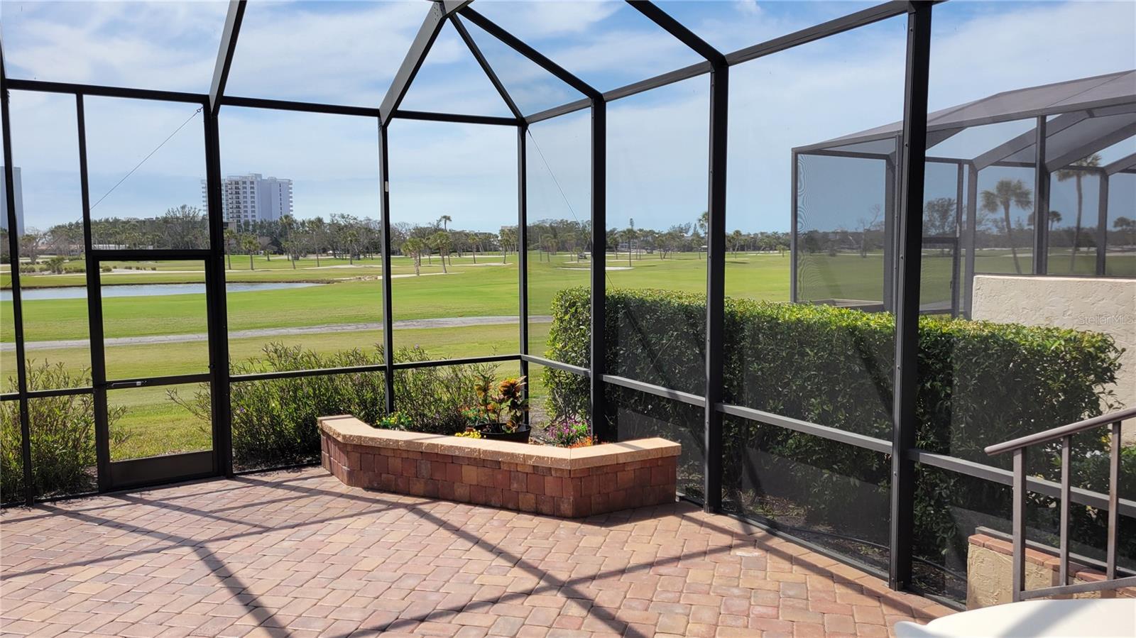 HARBOUR OAKS 2 - Residential Lease