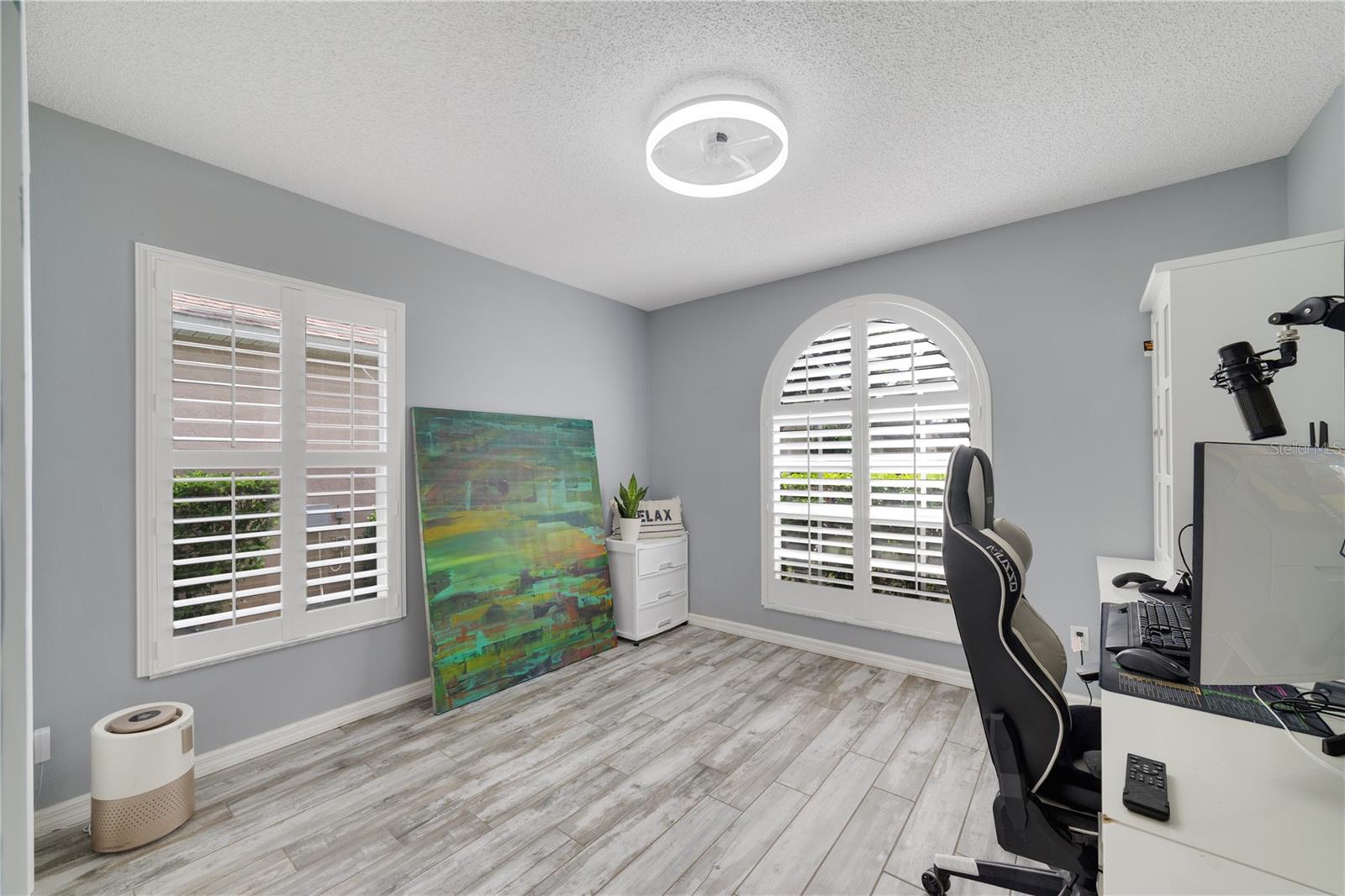 COUNTRY CLUB PARK - Residential