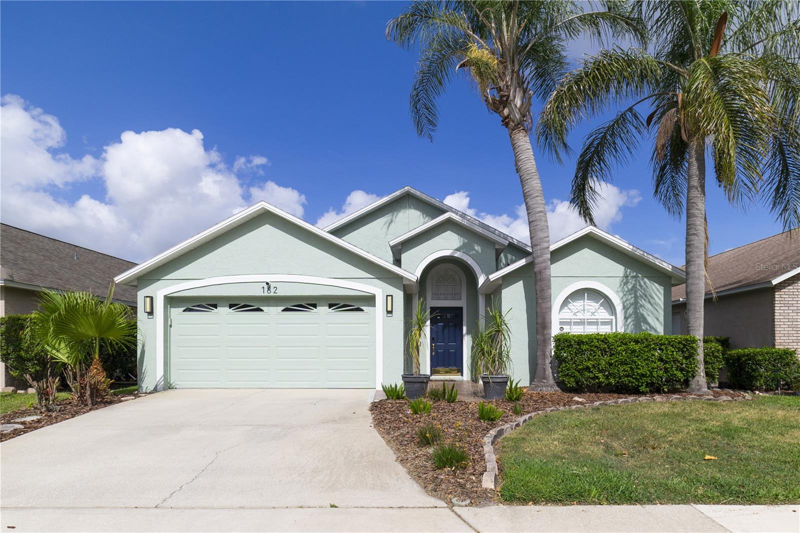 COUNTRY CLUB PARK - Residential