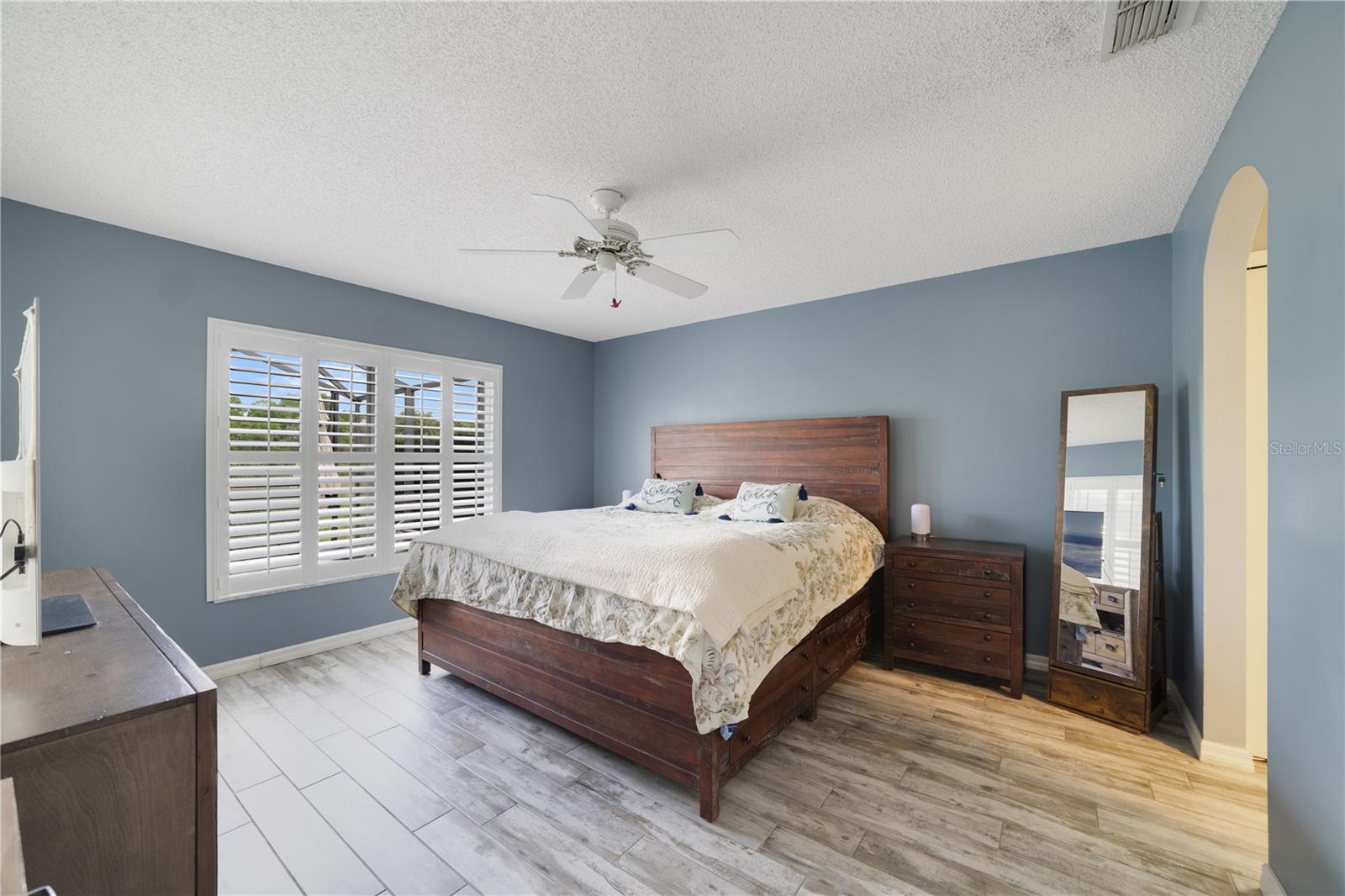COUNTRY CLUB PARK - Residential