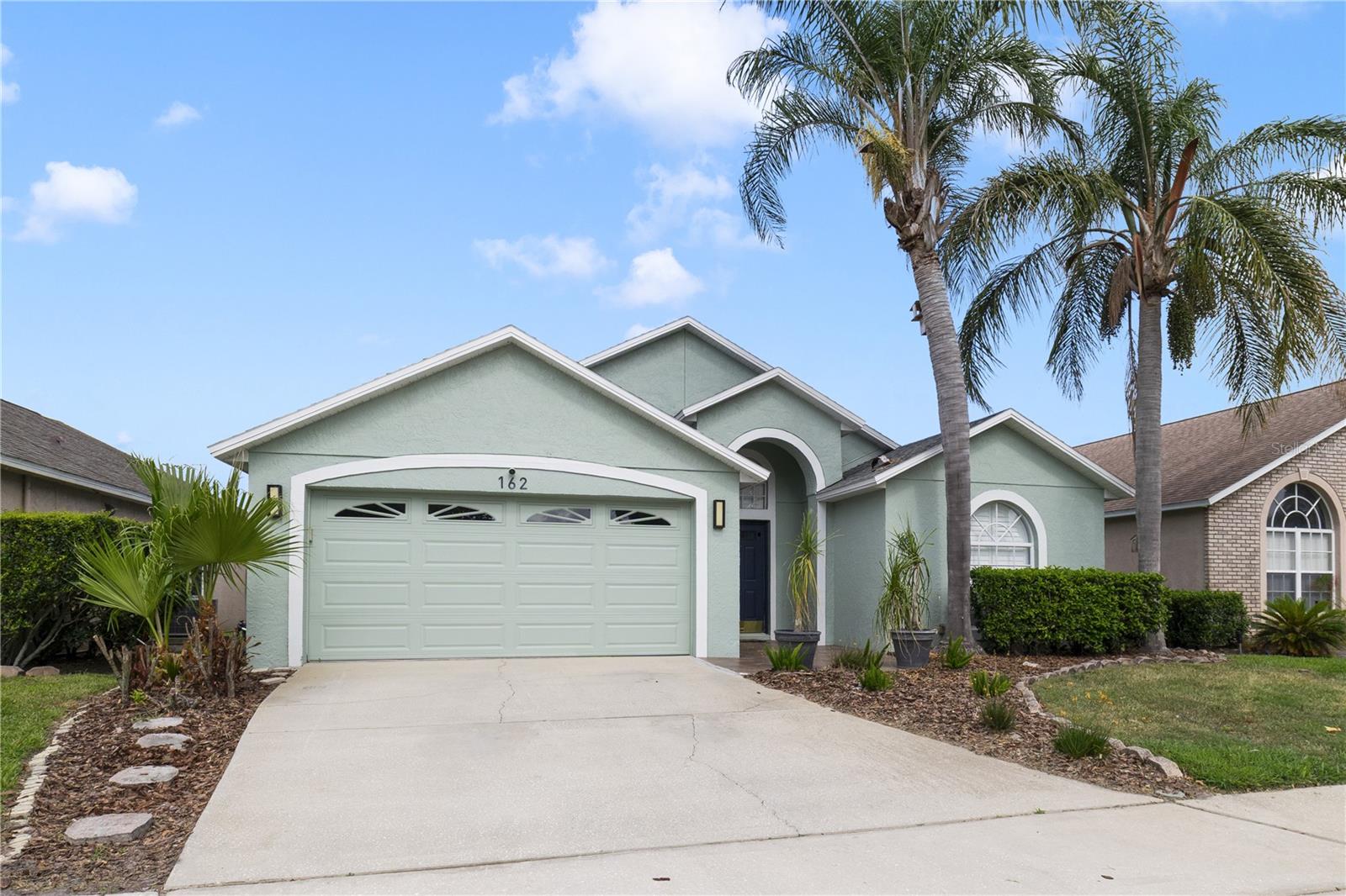COUNTRY CLUB PARK - Residential