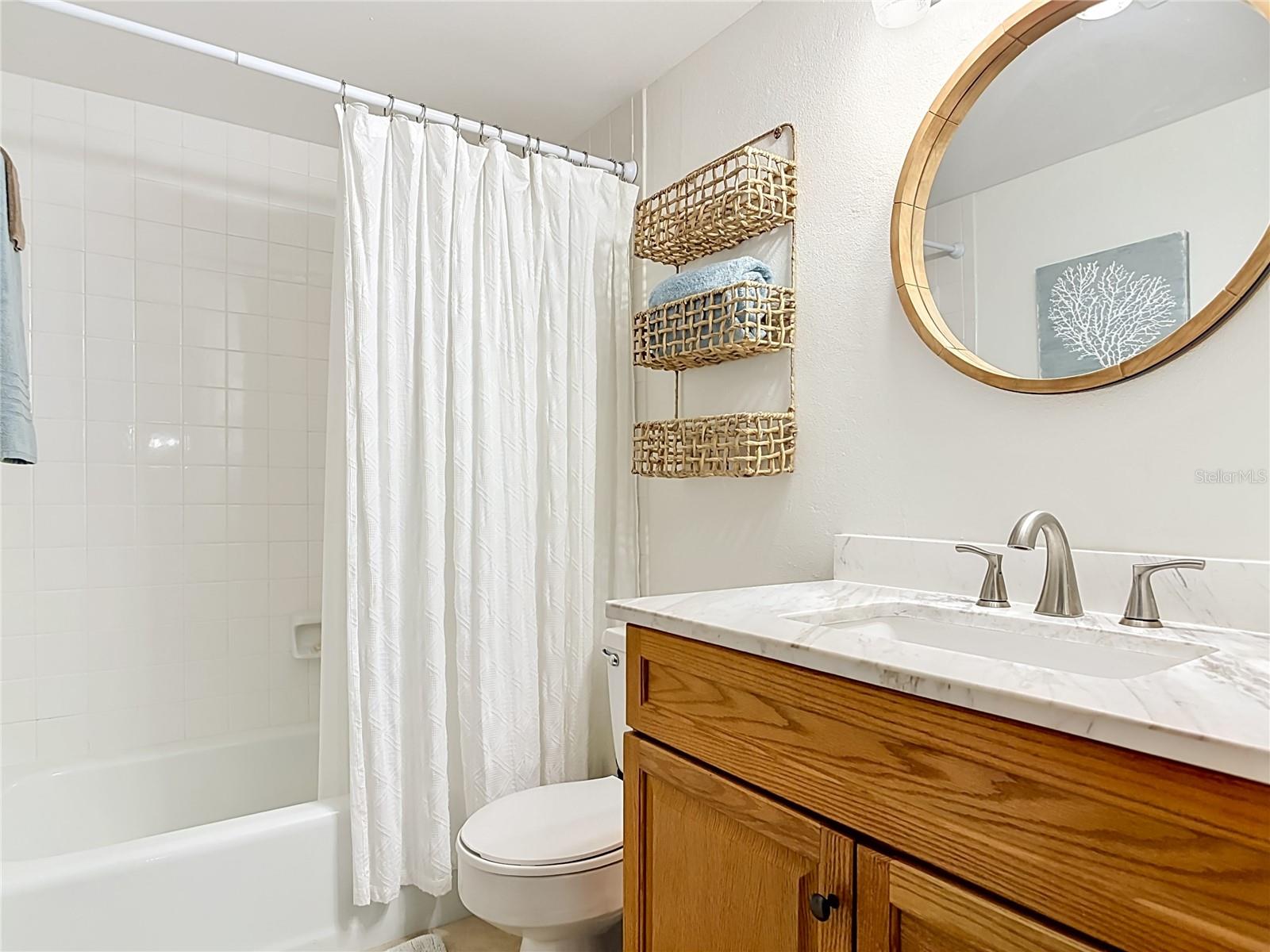 ORMOND BREAKERS - Residential