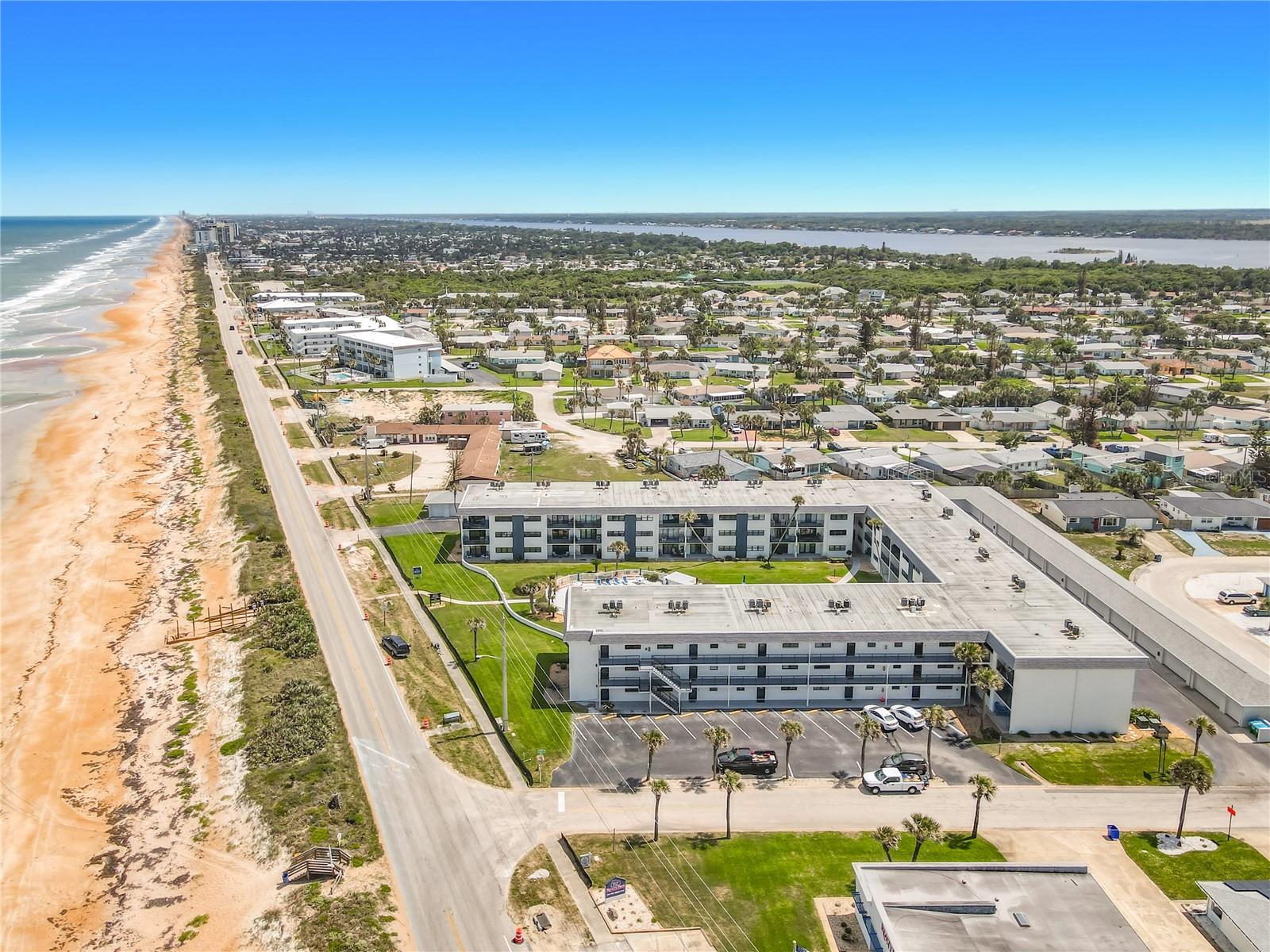 ORMOND BREAKERS - Residential