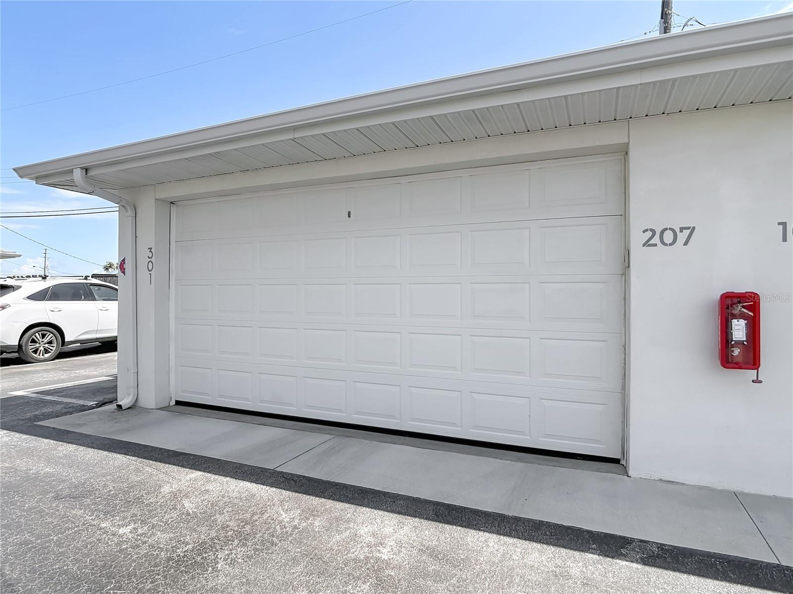 ORMOND BREAKERS - Residential