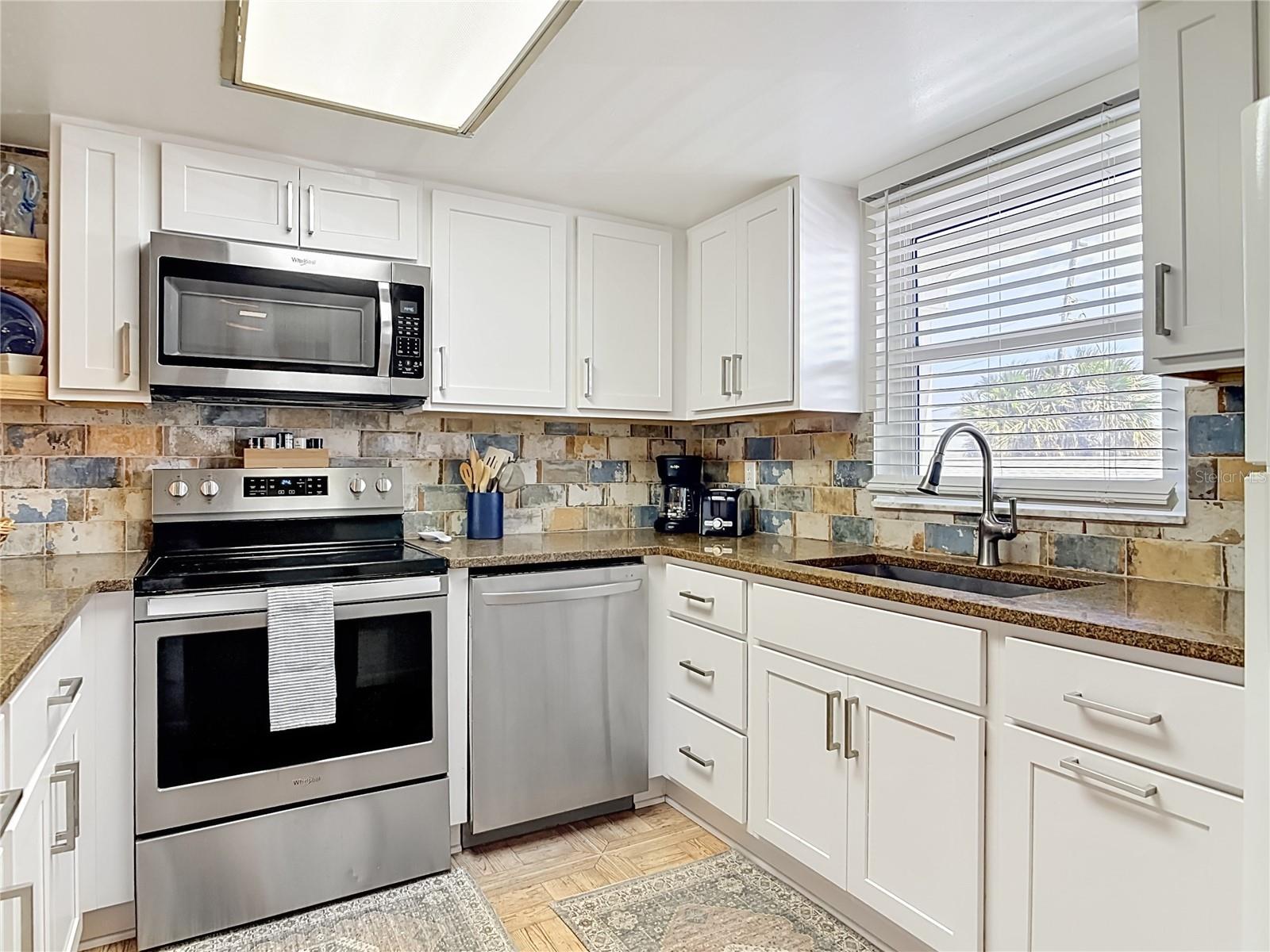 ORMOND BREAKERS - Residential