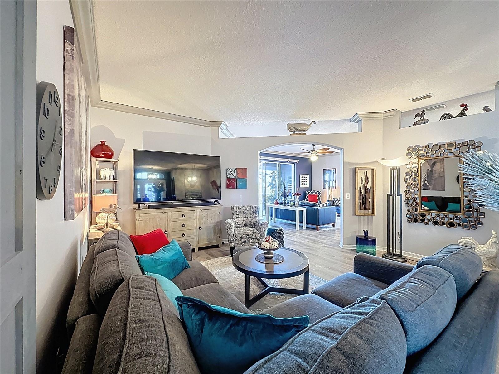 KINGS RIDGE - Residential