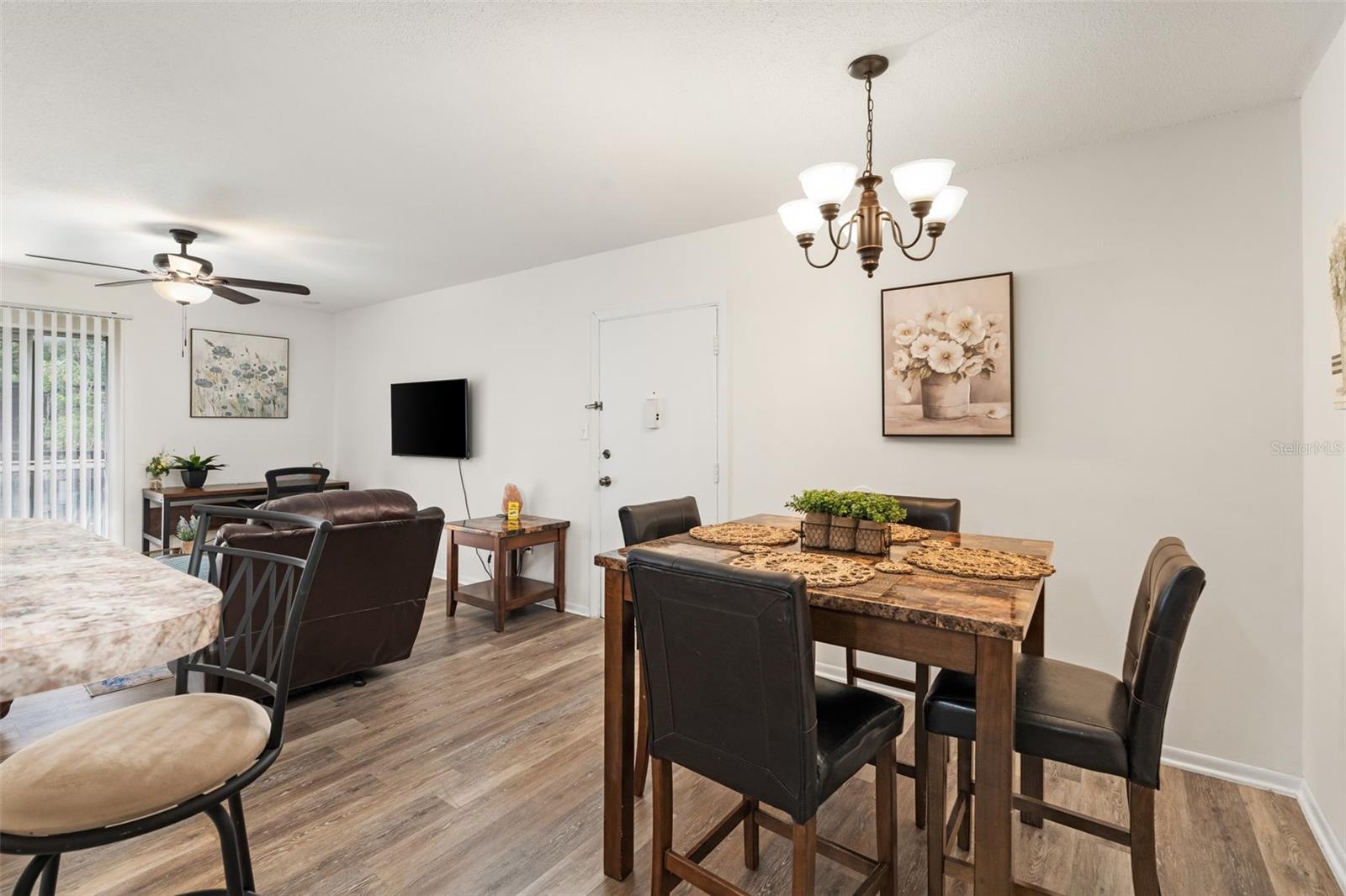 SUMMIT HOUSE - Residential