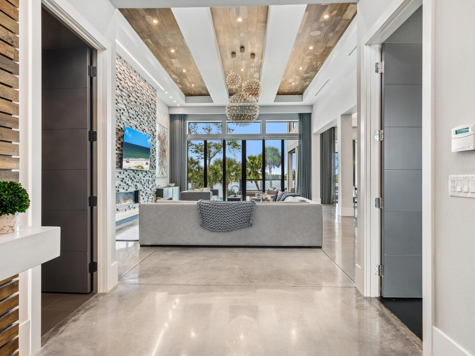 4907 TOPSAIL DRIVE