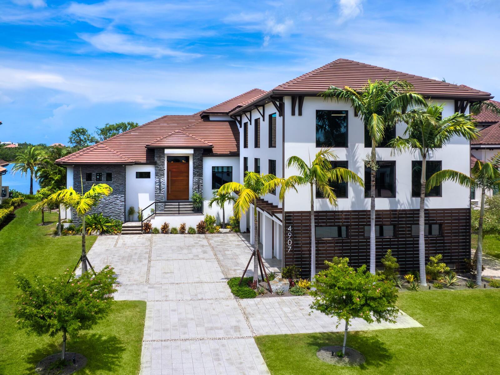 4907 TOPSAIL DRIVE