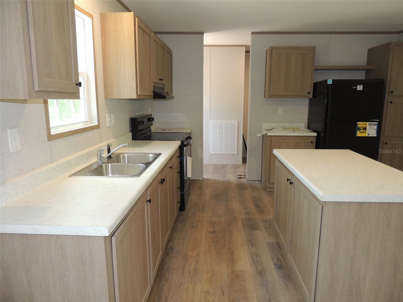 WILLISTON HIGHLANDS UN 5 - Residential