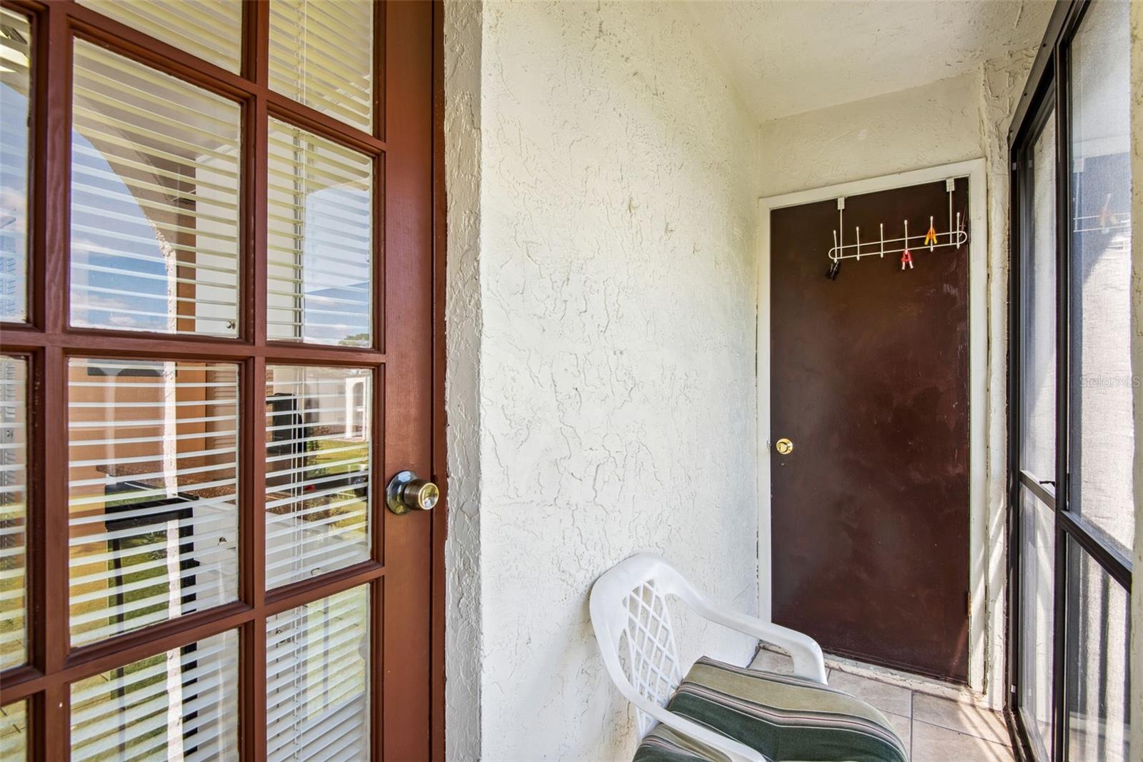 BOULEVARD CLUB THE CONDO - Residential Lease