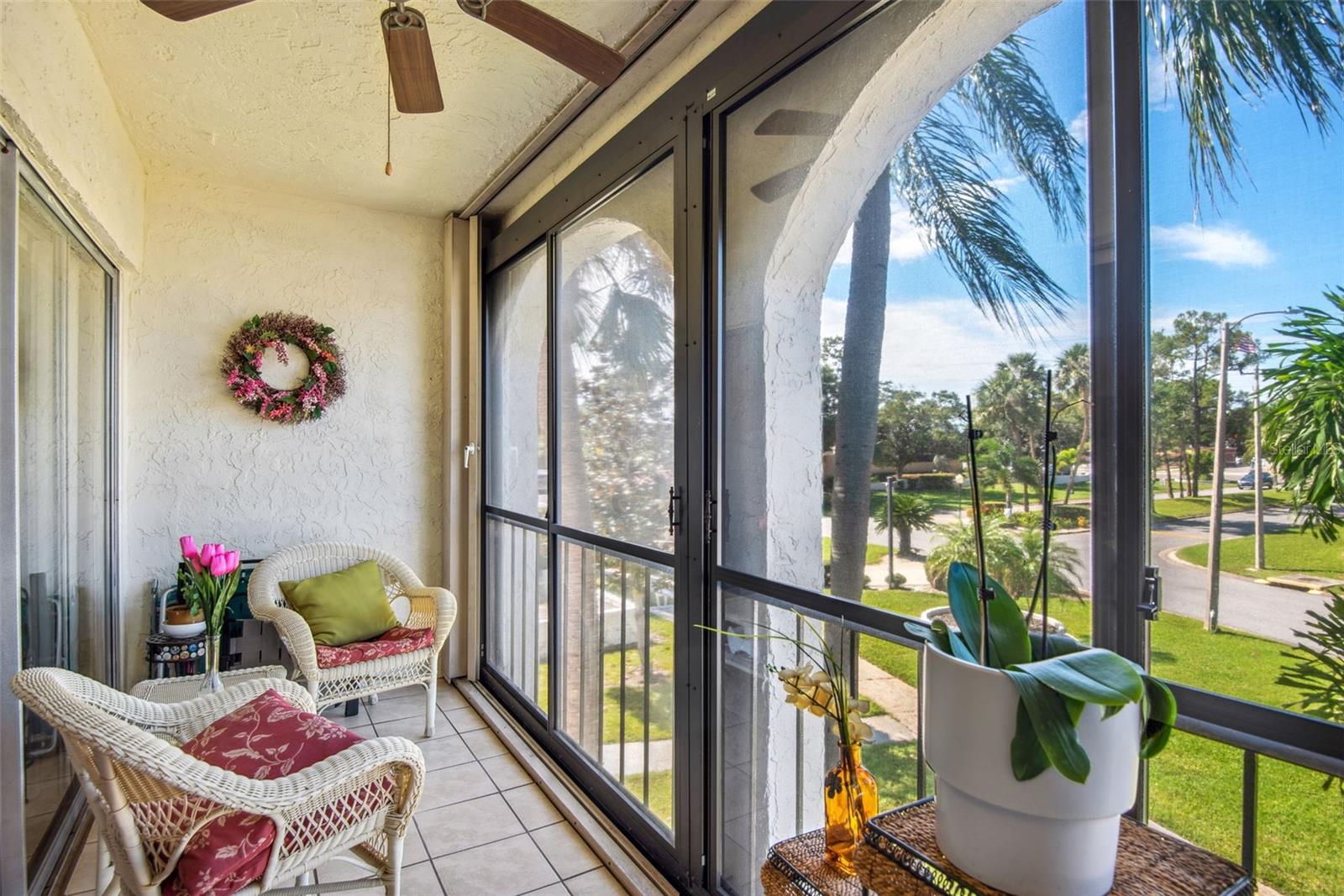 BOULEVARD CLUB THE CONDO - Residential Lease