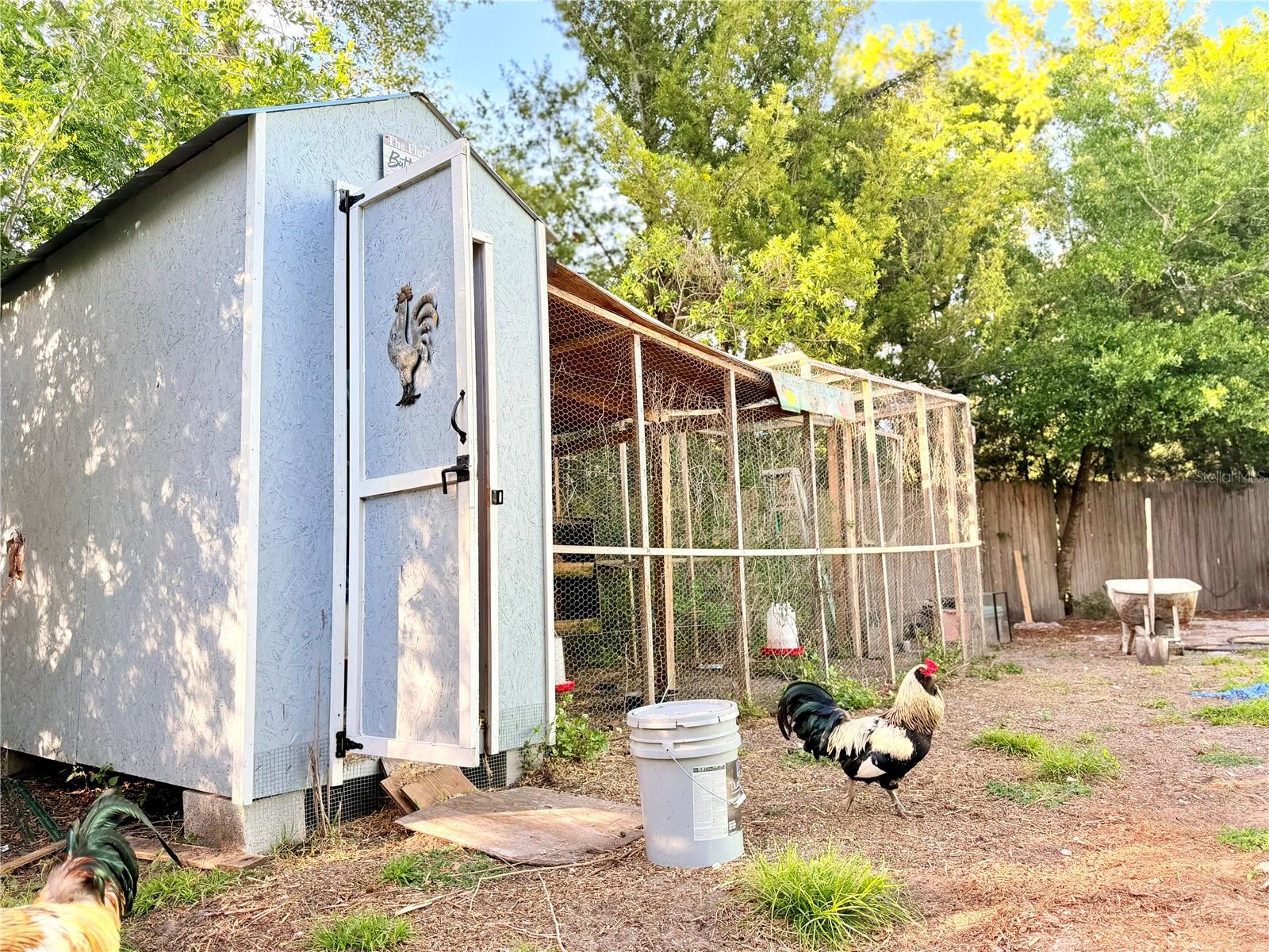 MC NEILS ORANGE VILLA - Residential