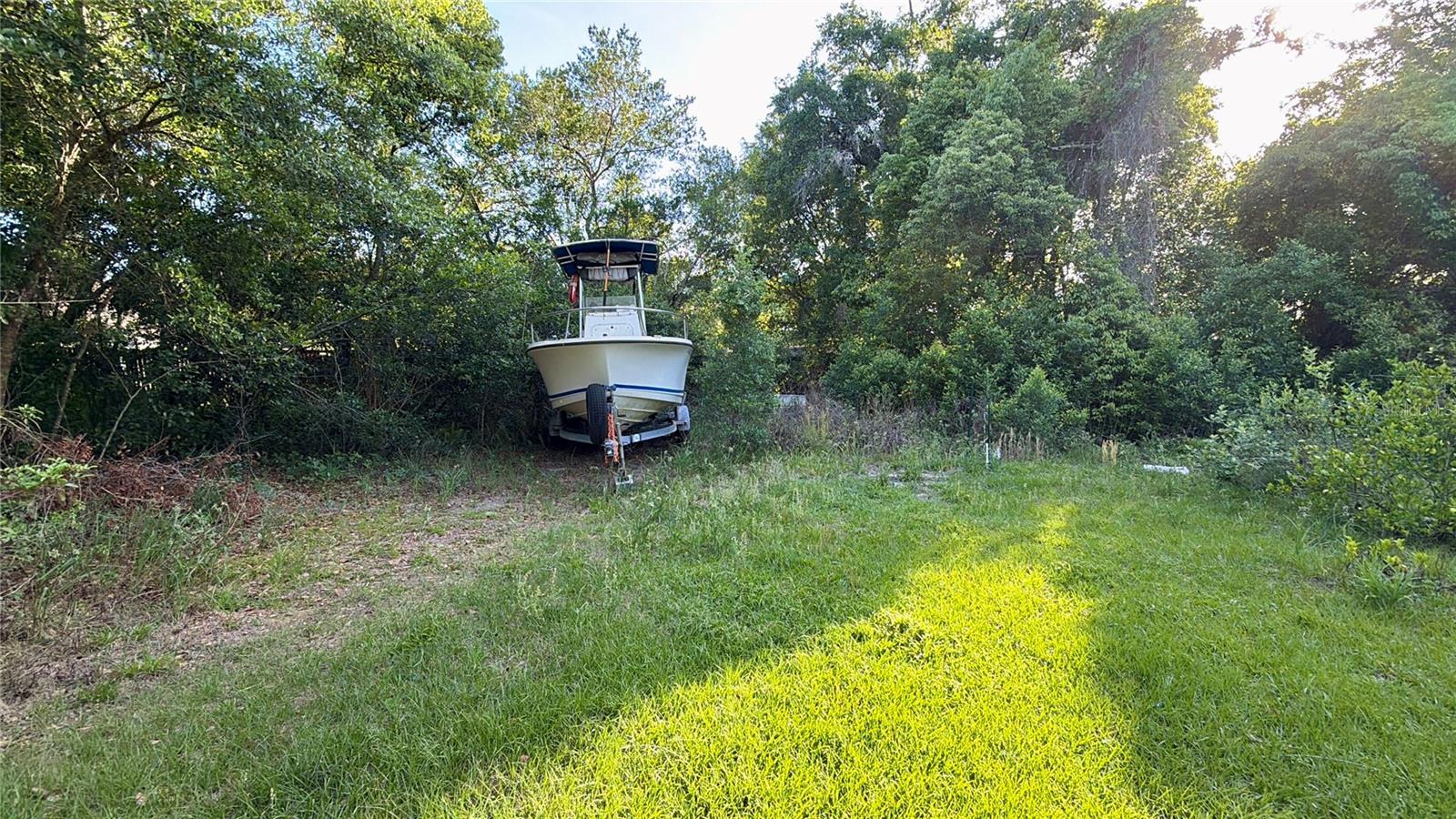 MC NEILS ORANGE VILLA - Residential