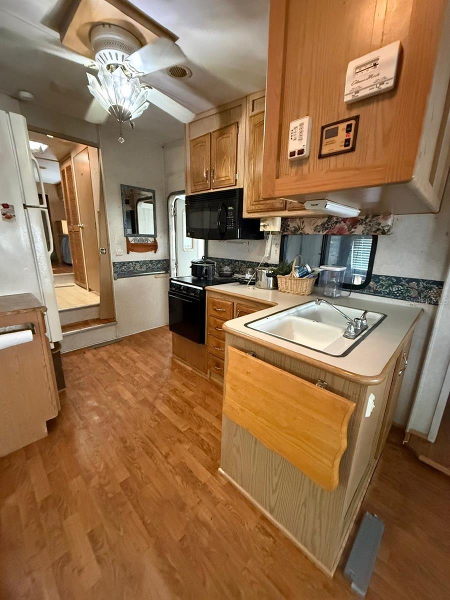 3000 CLARCONA ROAD 419