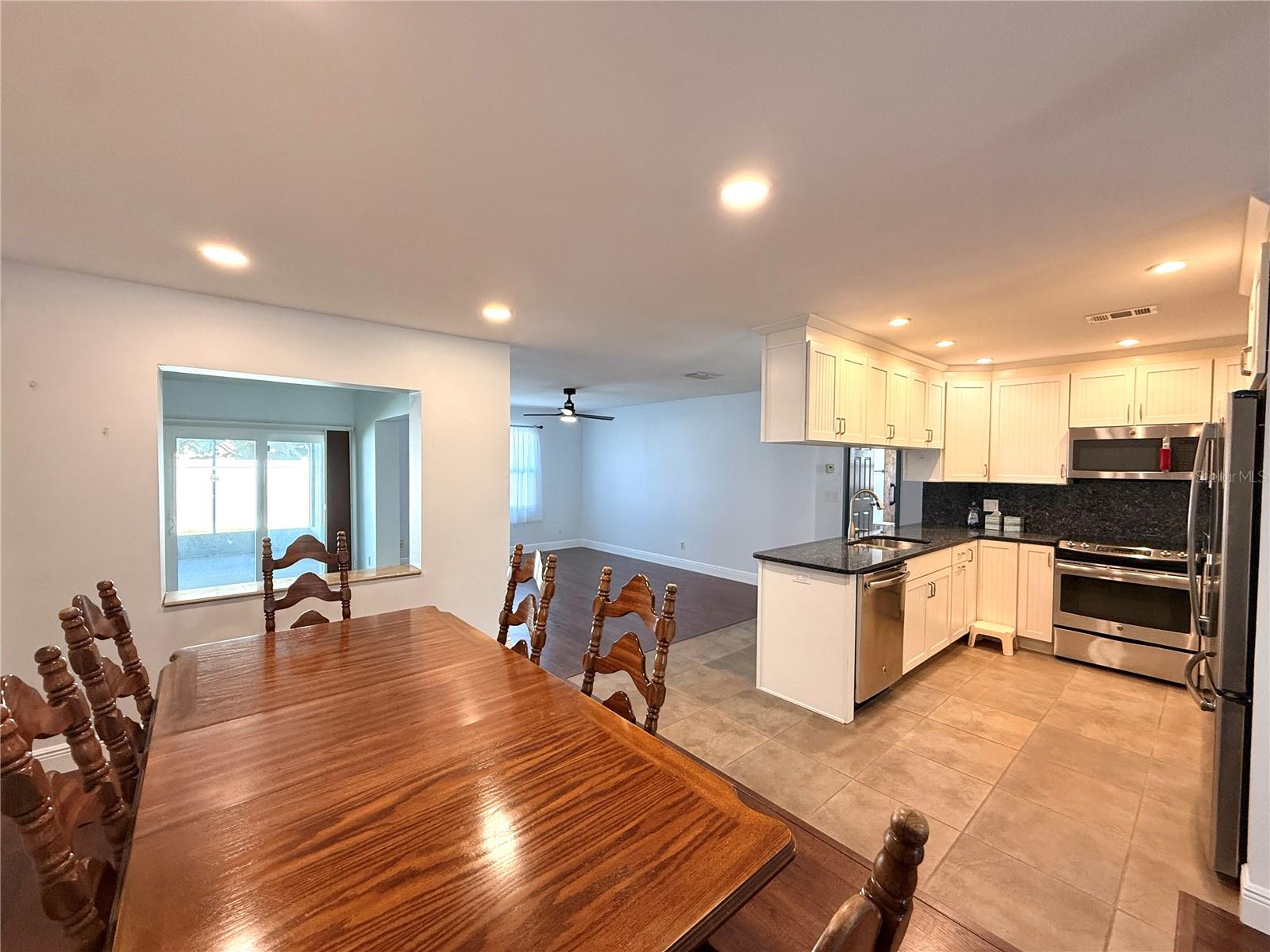 SOMERSET LAKES UNIT ONE - Residential