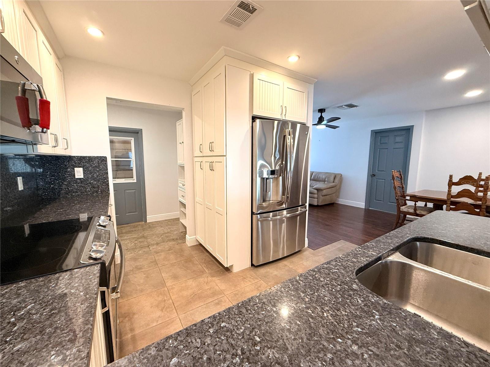 SOMERSET LAKES UNIT ONE - Residential