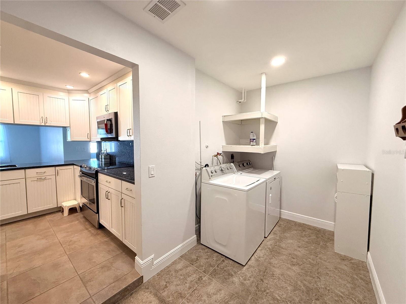 SOMERSET LAKES UNIT ONE - Residential