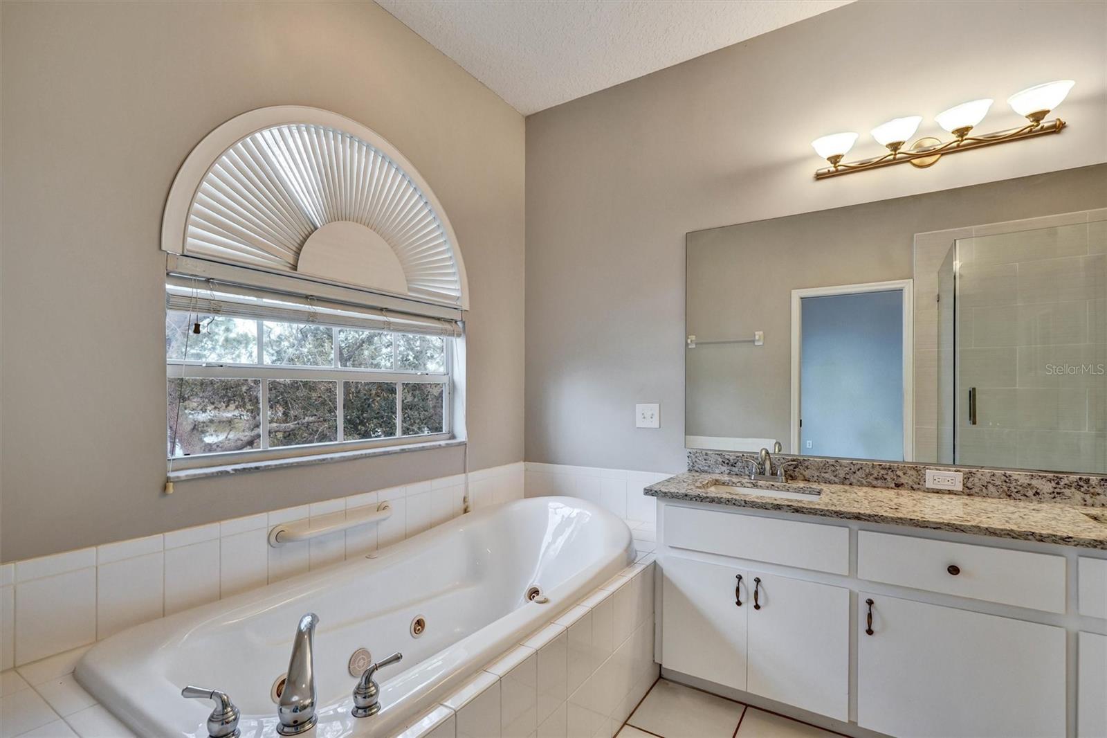 SOMERSET LAKES - Residential