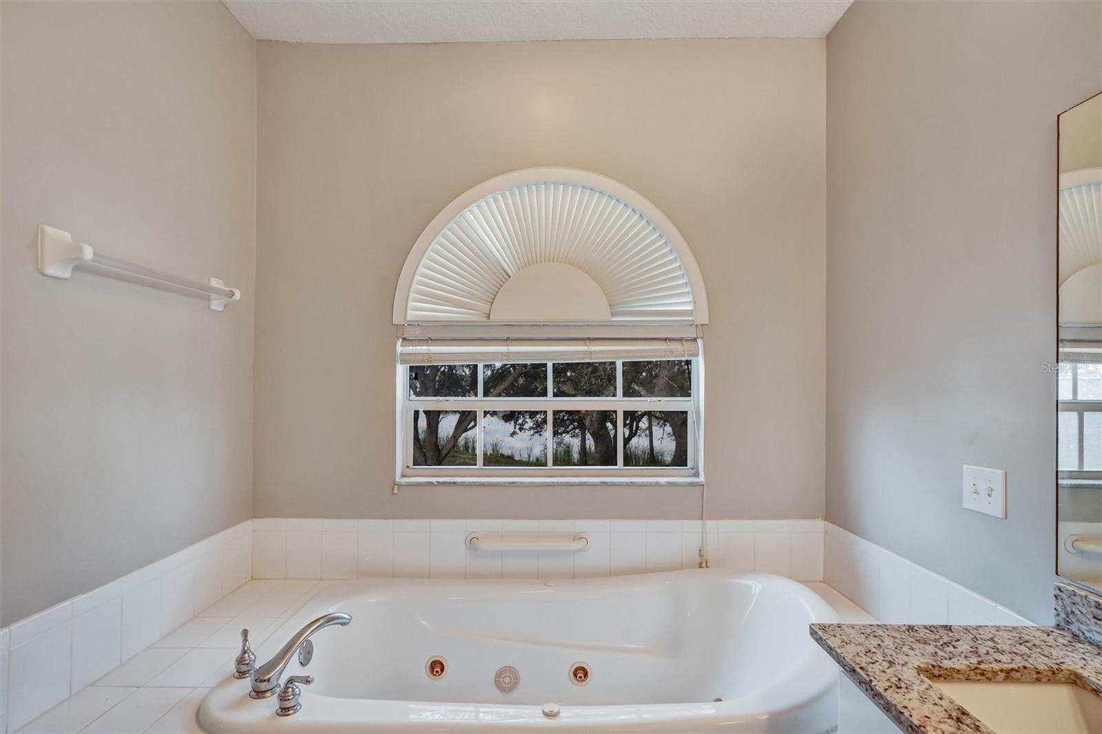 SOMERSET LAKES - Residential