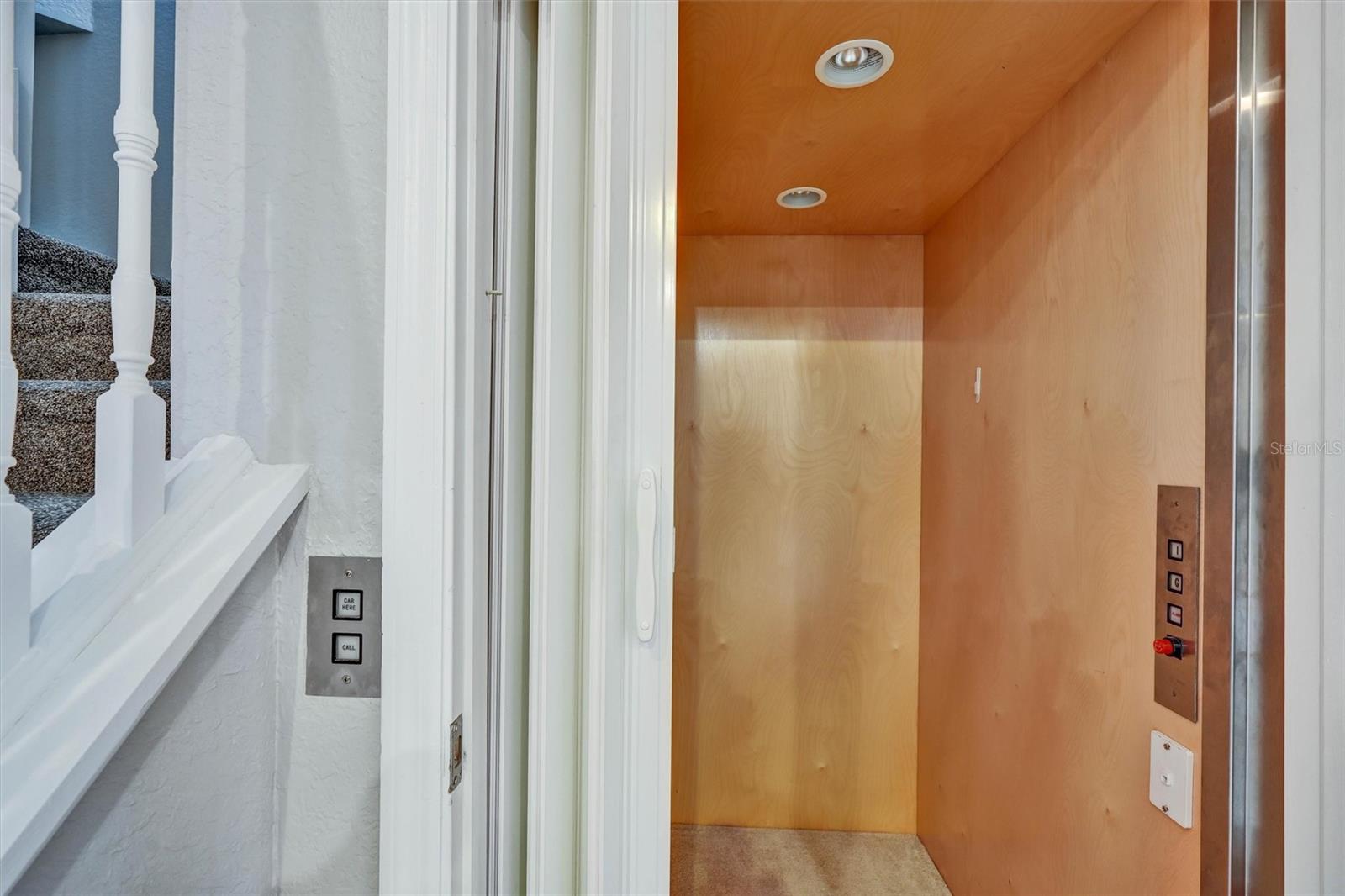 SOMERSET LAKES - Residential