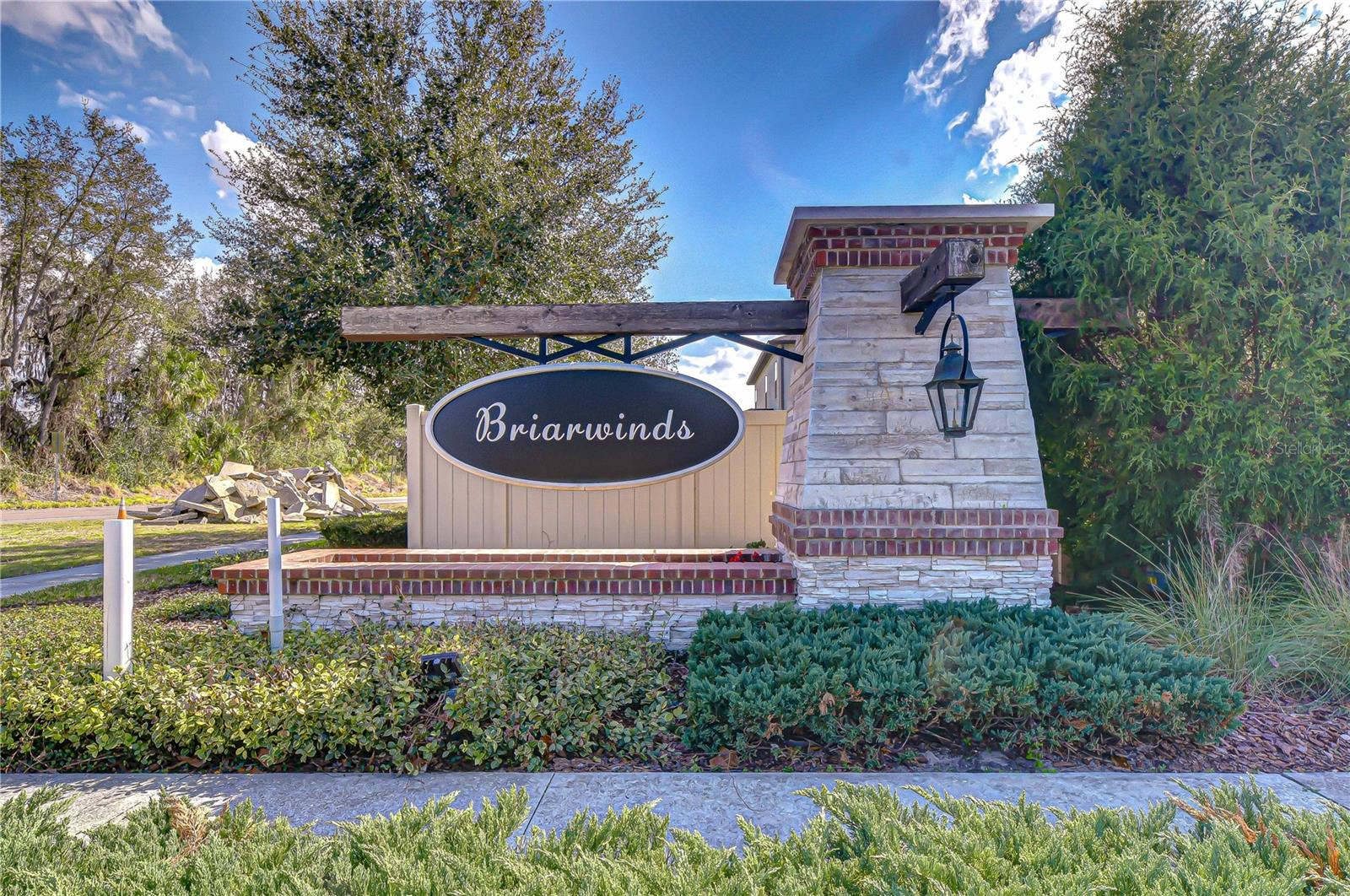 OAKWOOD PRESERVE - Residential