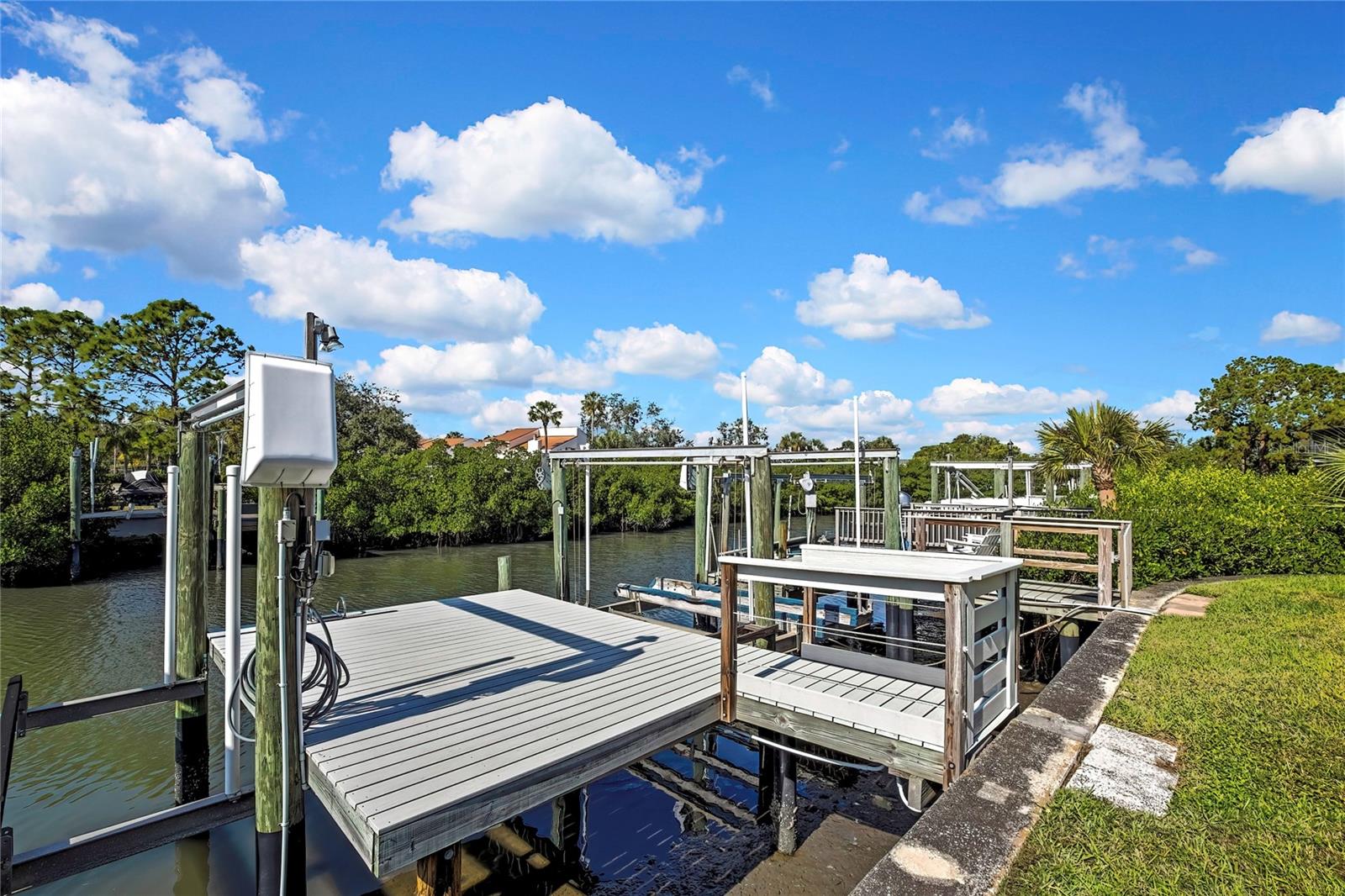 SPINNAKER COVE PH I SEC - Residential