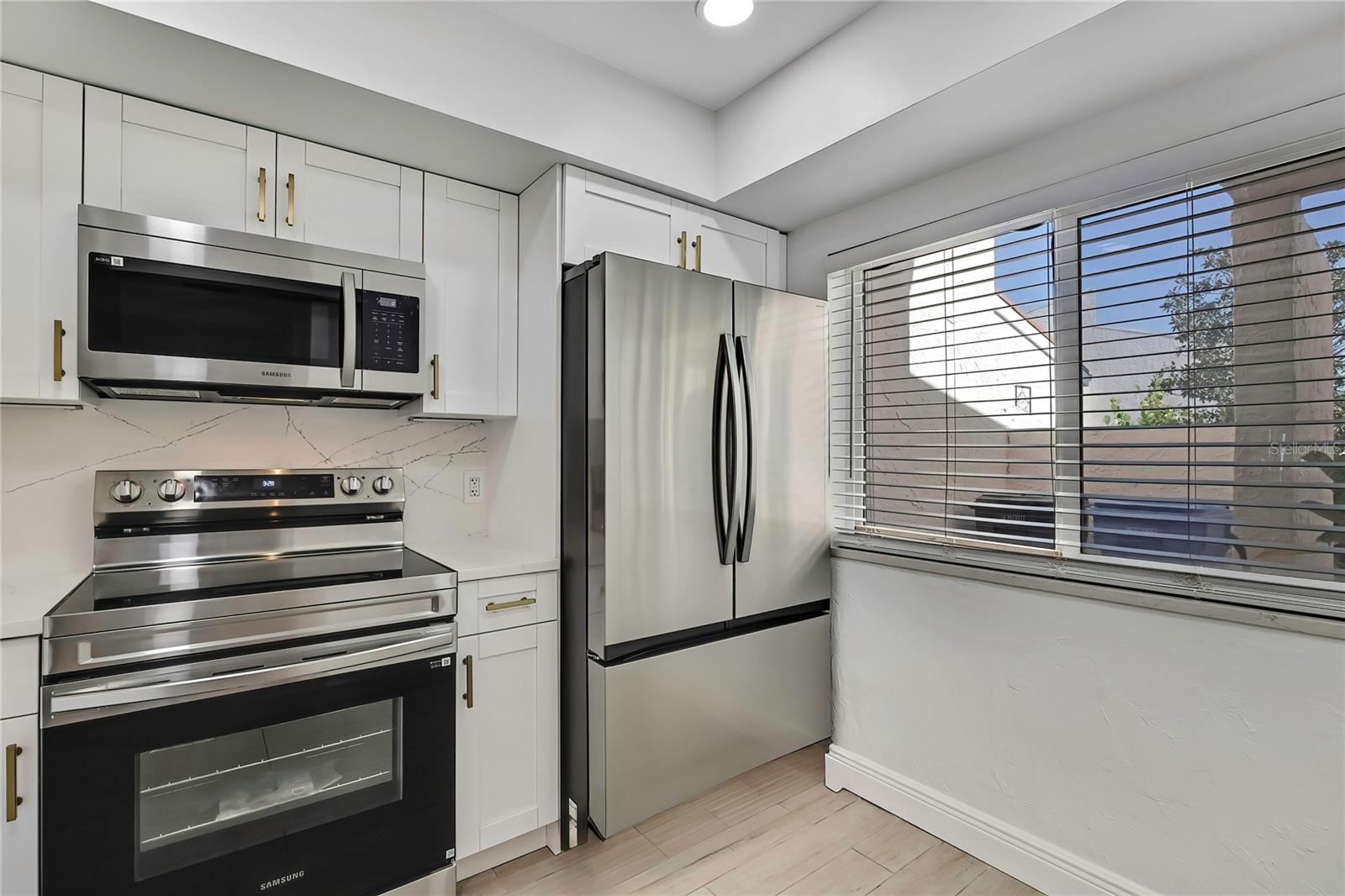 SPINNAKER COVE PH I SEC - Residential