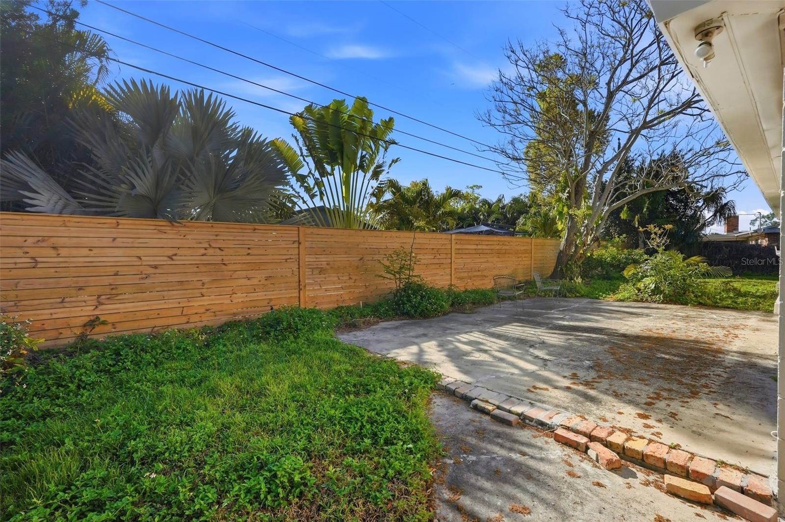 NORTH EAST PARK PLACIDO SHORES - Residential