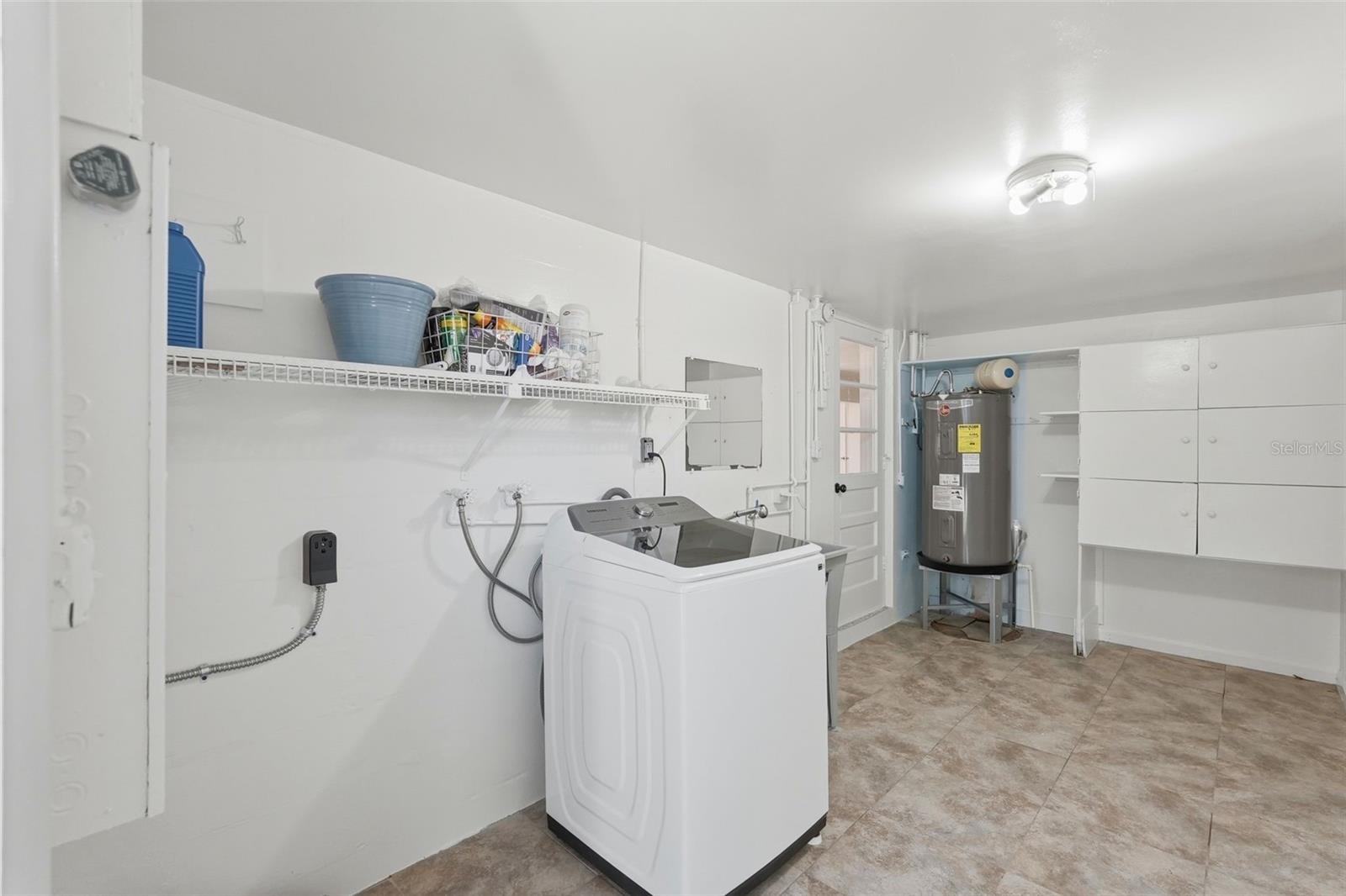 NORTH EAST PARK PLACIDO SHORES - Residential