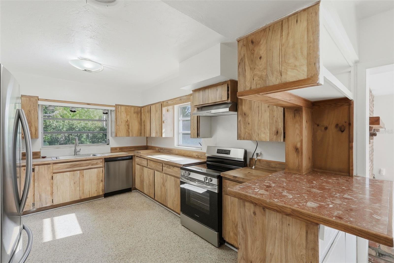 NORTH EAST PARK PLACIDO SHORES - Residential