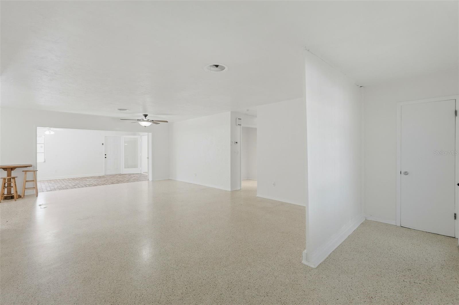 NORTH EAST PARK PLACIDO SHORES - Residential