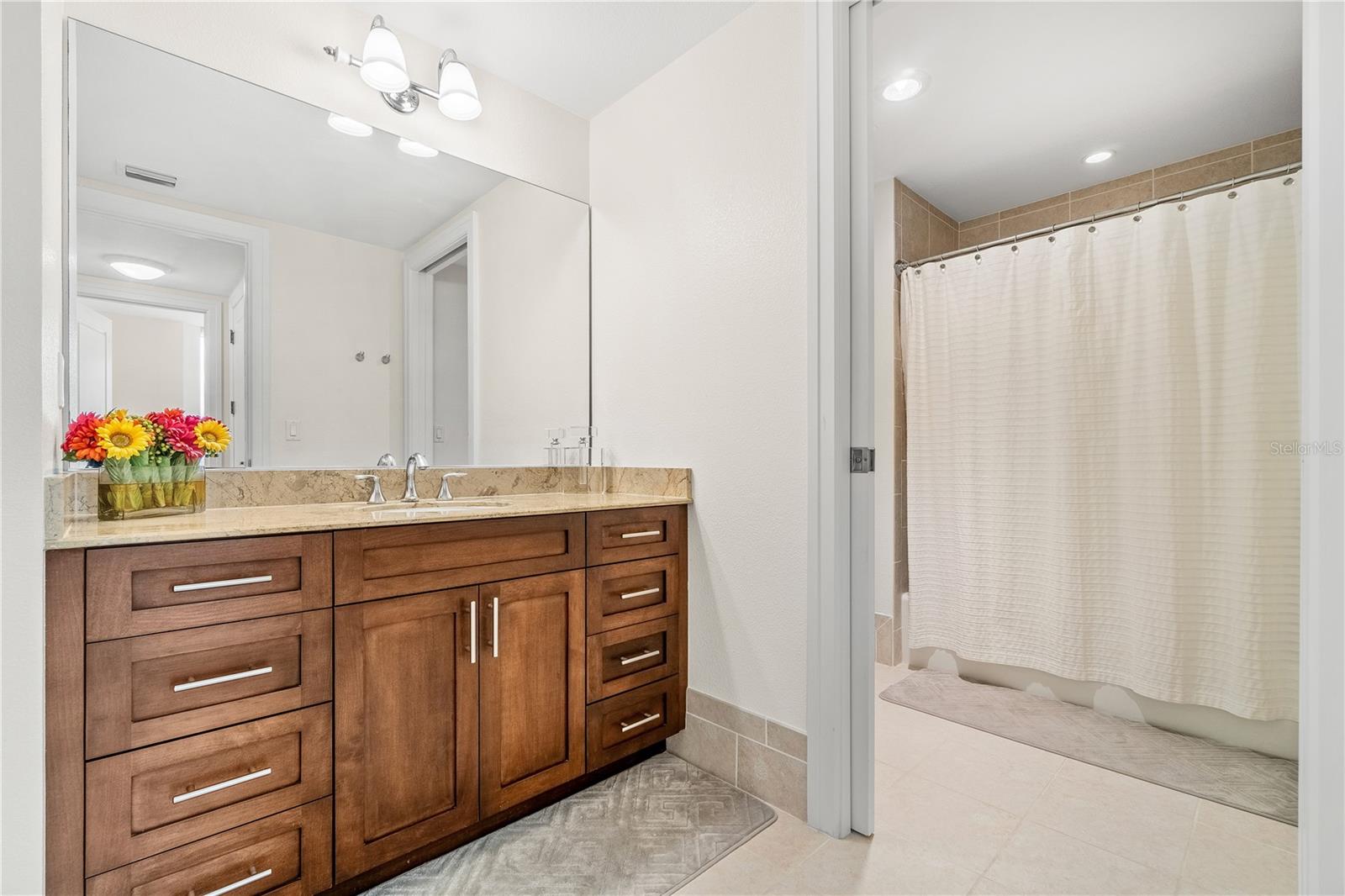 WATERS EDGE CONDO - Residential Lease