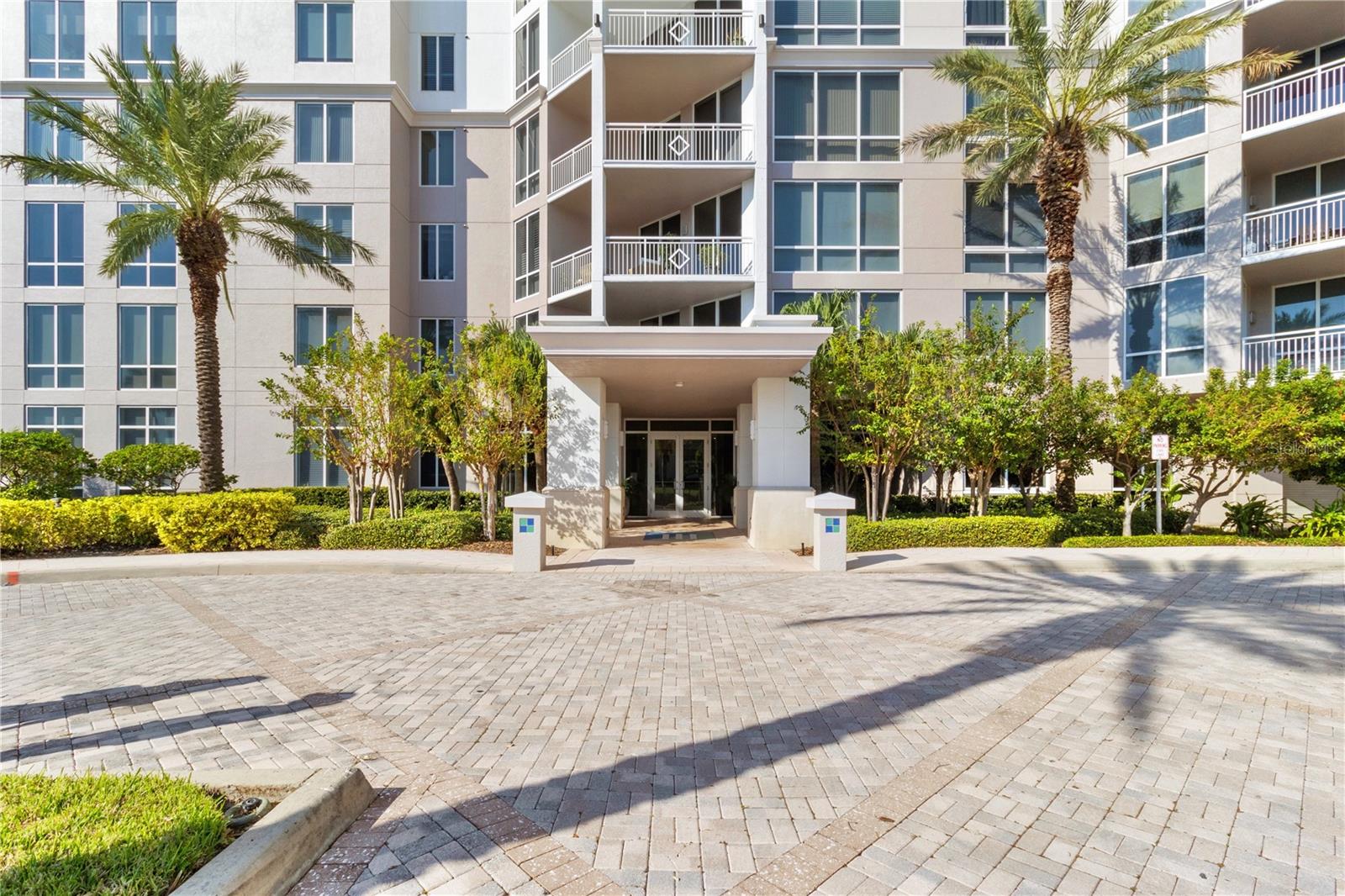 WATERS EDGE CONDO - Residential Lease