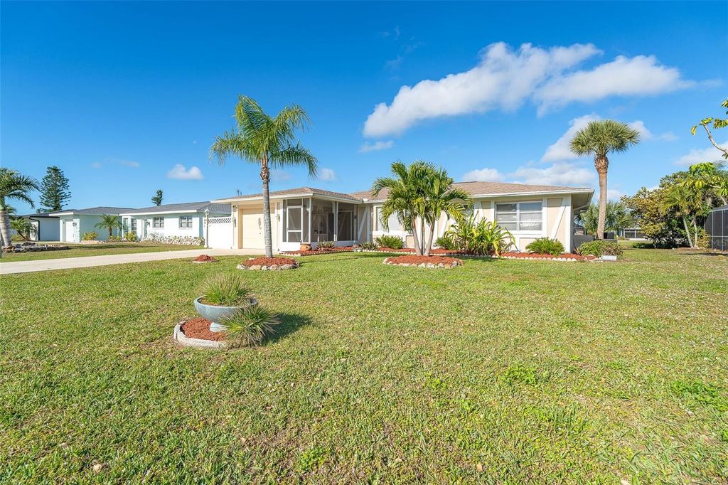 Photo of 36 Annapolis Lane, Rotonda West, FL 33947 (MLS # D6146552)