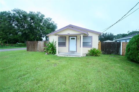 Photo of 1260 Depugh Street, Altamonte Springs, FL 32701 (MLS # O6343224)