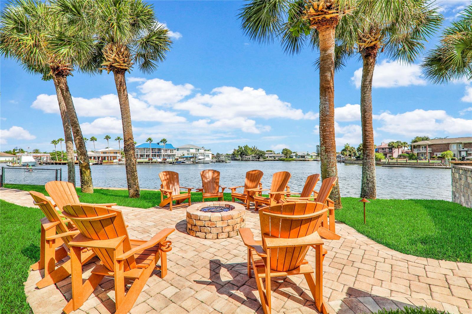 Diamond Head Point Condo - Residential