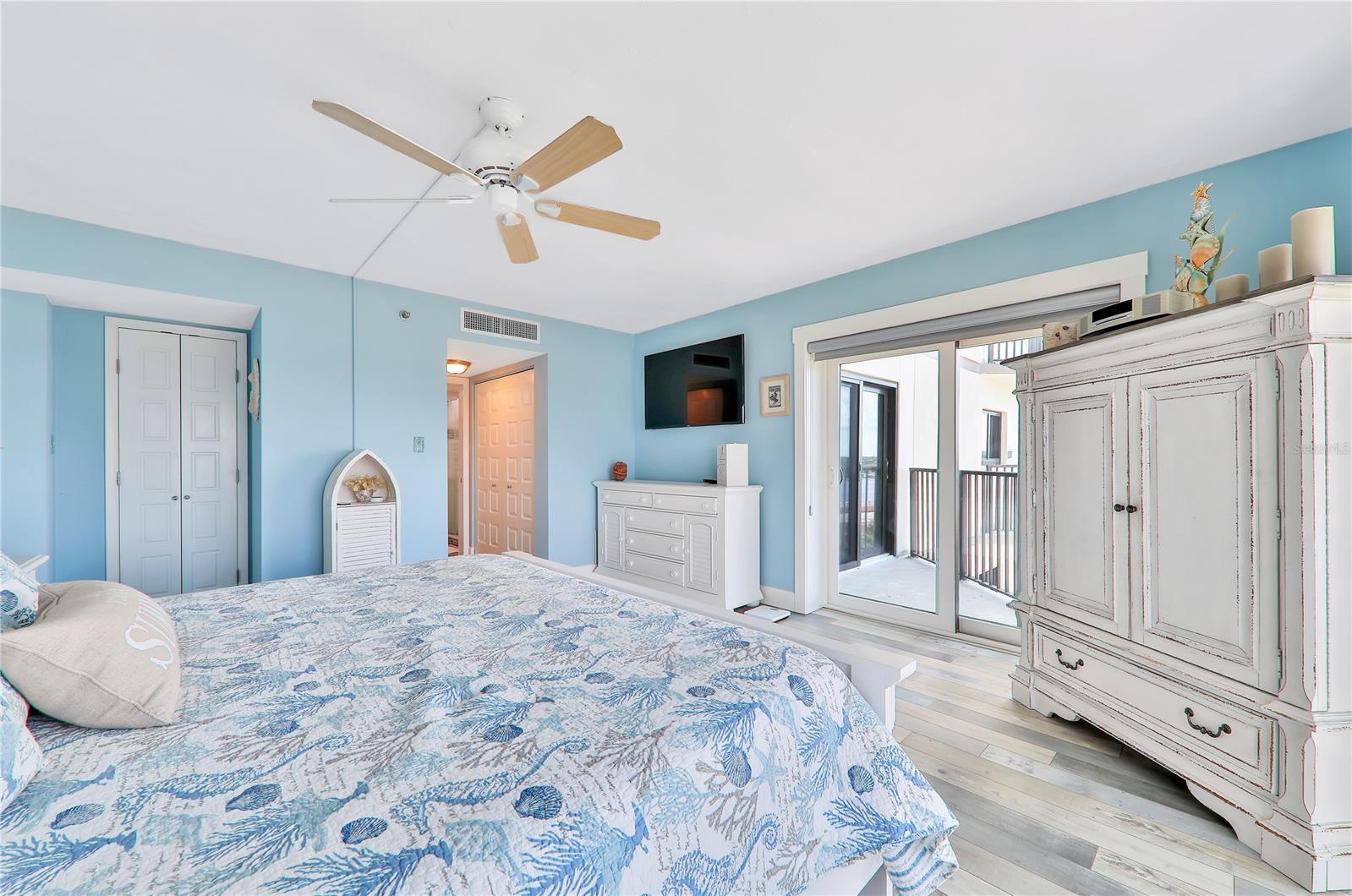 Diamond Head Point Condo - Residential