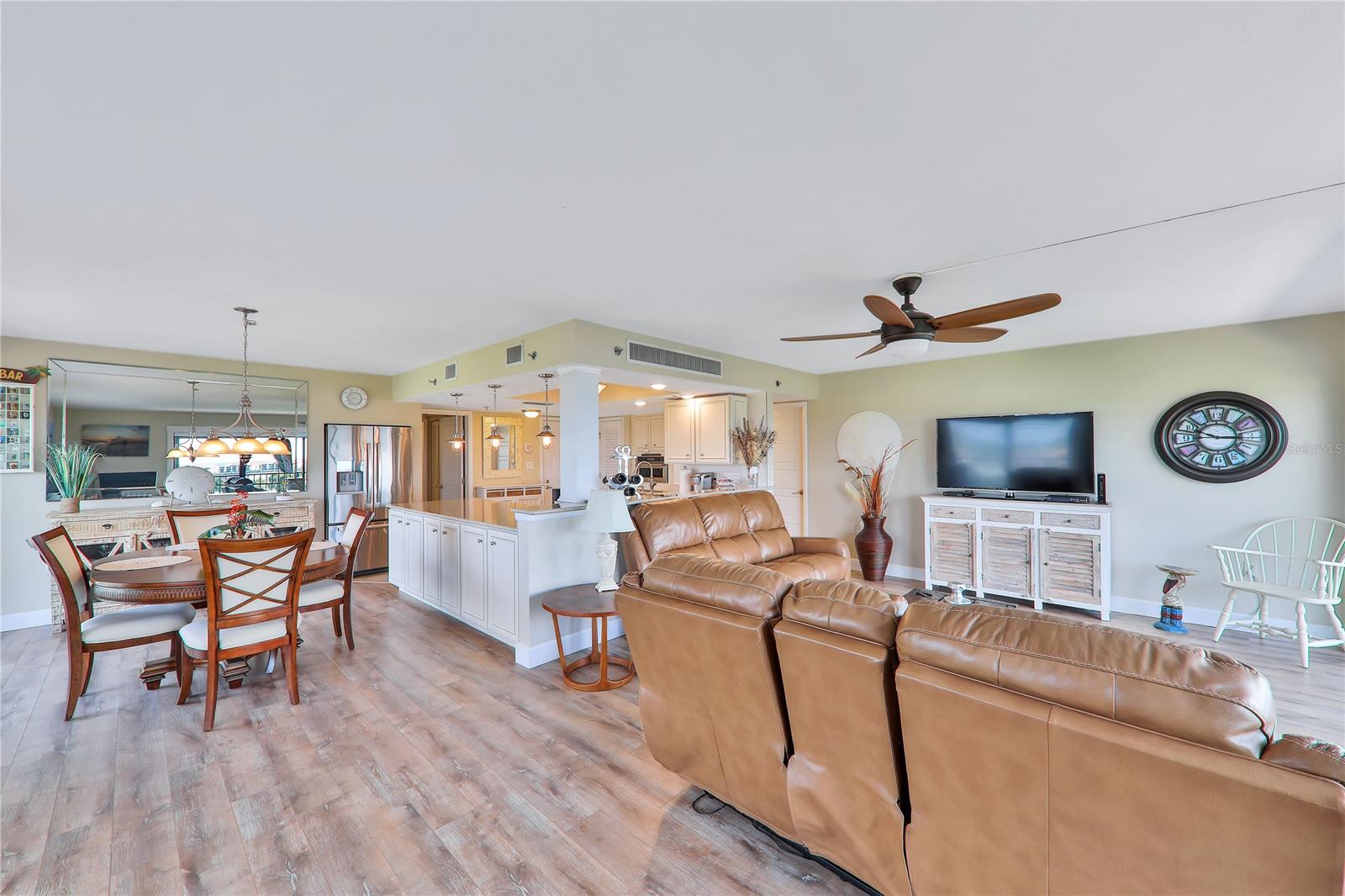 Diamond Head Point Condo - Residential